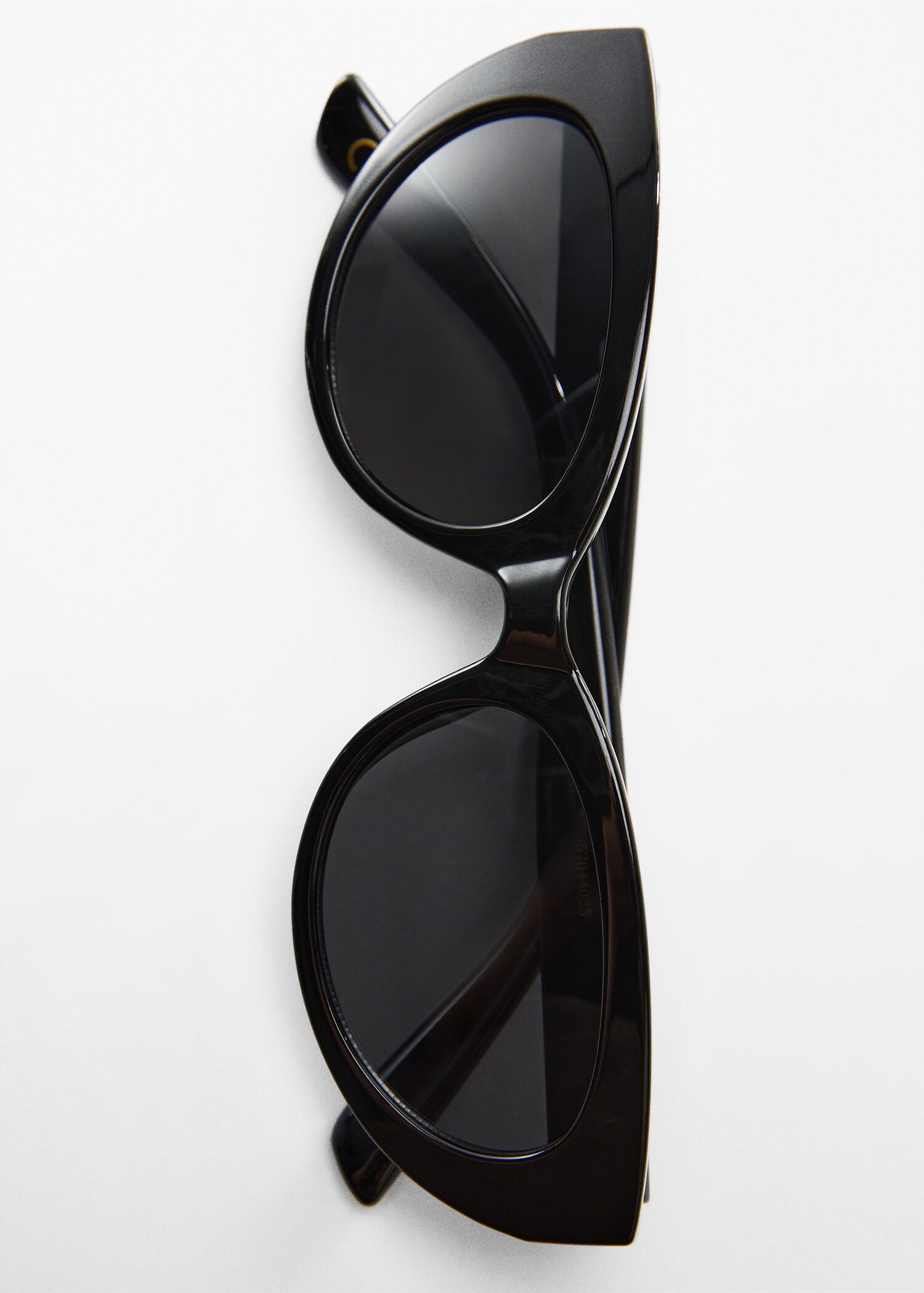Sonnenbrille im Retro-Stil - Detail des Artikels 5