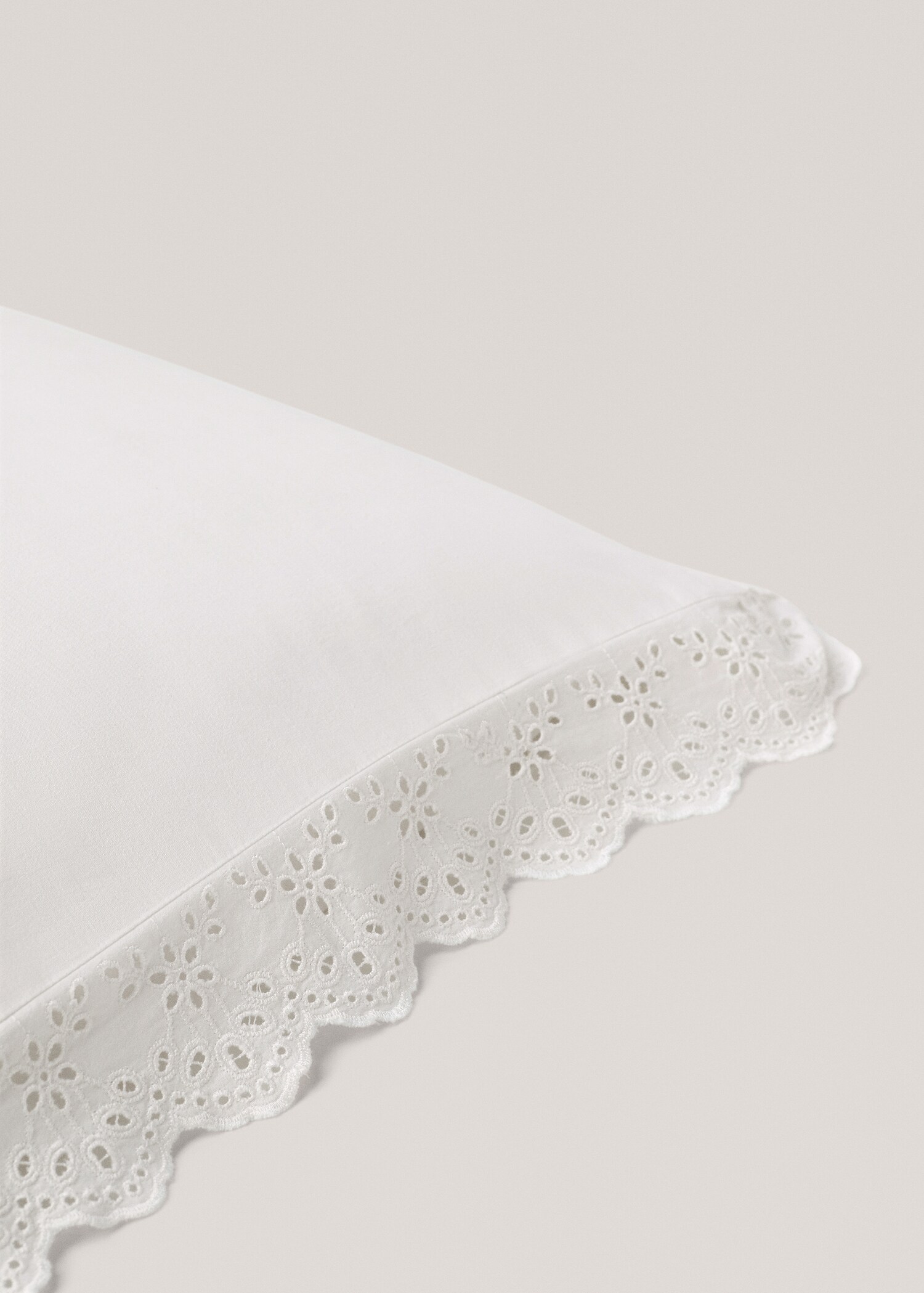 Funda almohada volante bordado 50x75cm (Pack de 2) - Detalle del artículo 1