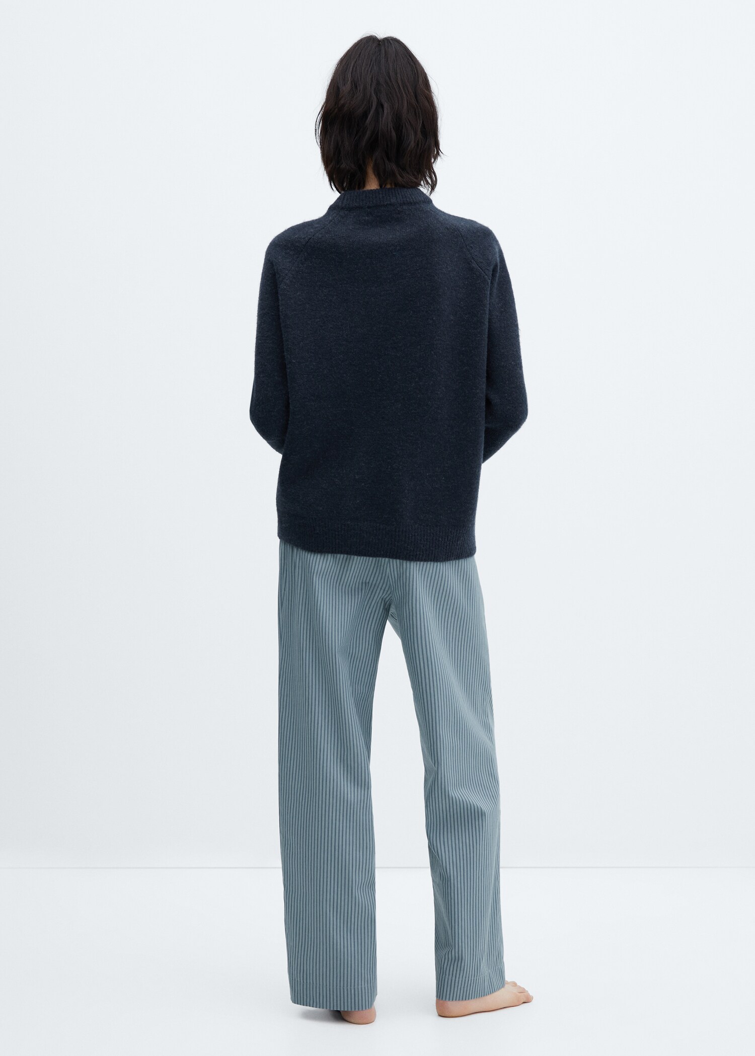 Rundhals-Strickpullover - Rückseite des Artikels