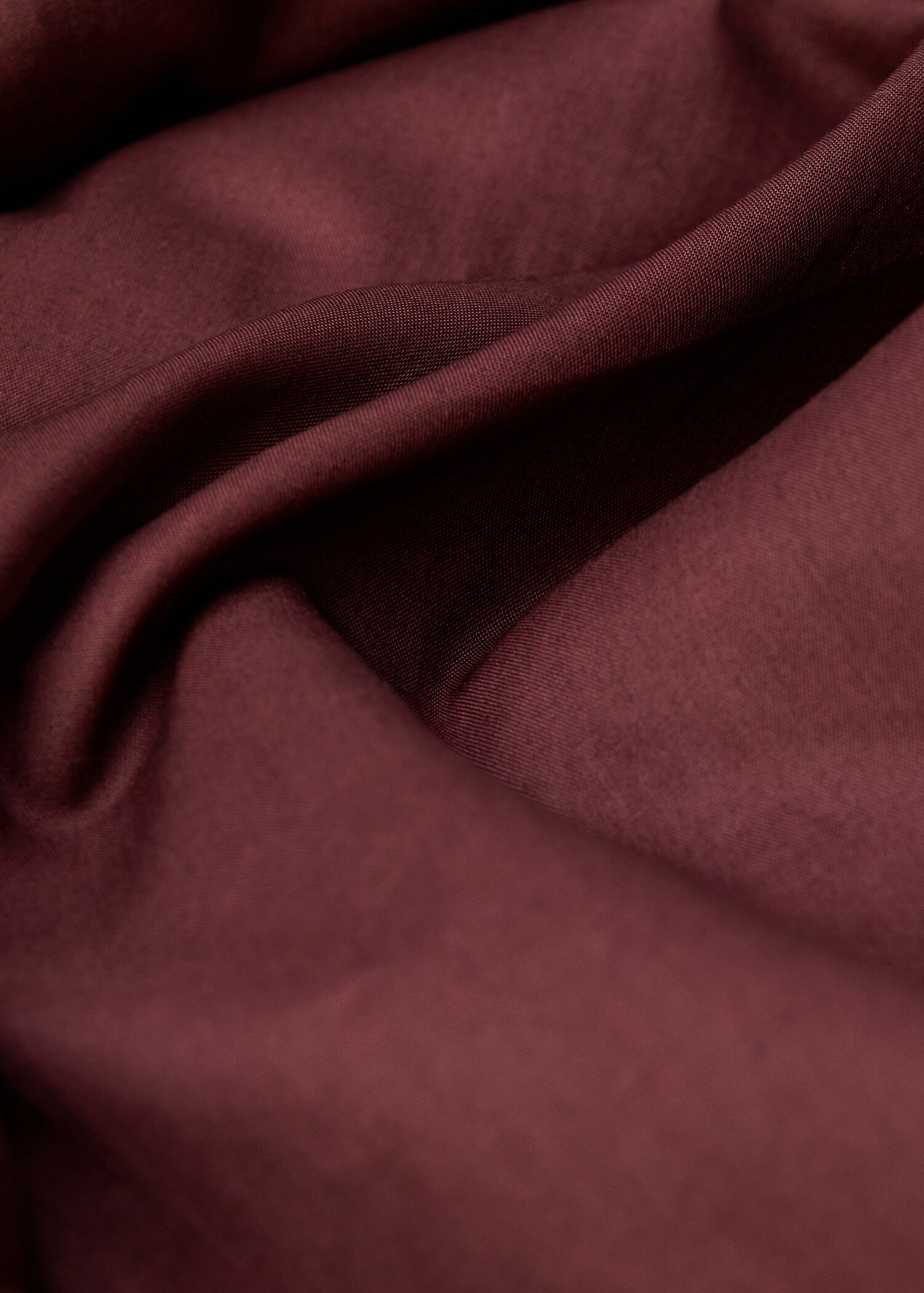 Homescapes Lenzuolo liscio 100% cotone egiziano 200 fili Rosso 178 x 255 cm | Leroy Merlin Homescapes Lenzuolo liscio 100% cotone egiziano 200 fili Rosso 178 x 255 cm | Leroy Merlin