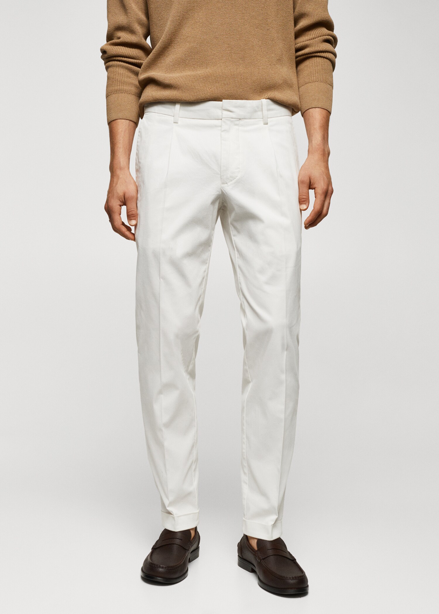 Slim-fit cotton pleated trousers - Medium plane