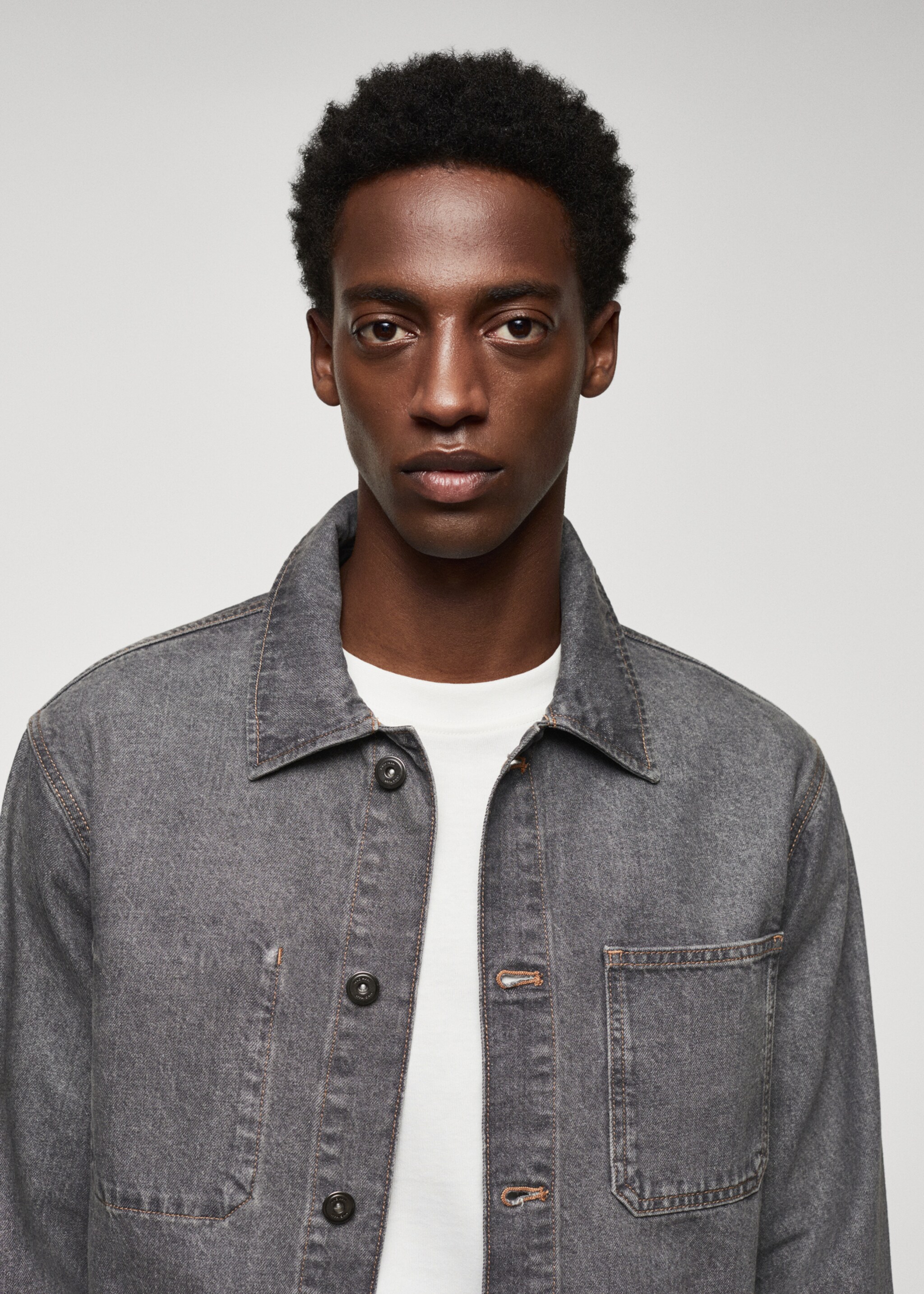 Cotton denim overshirt with pockets - Details of the article 1