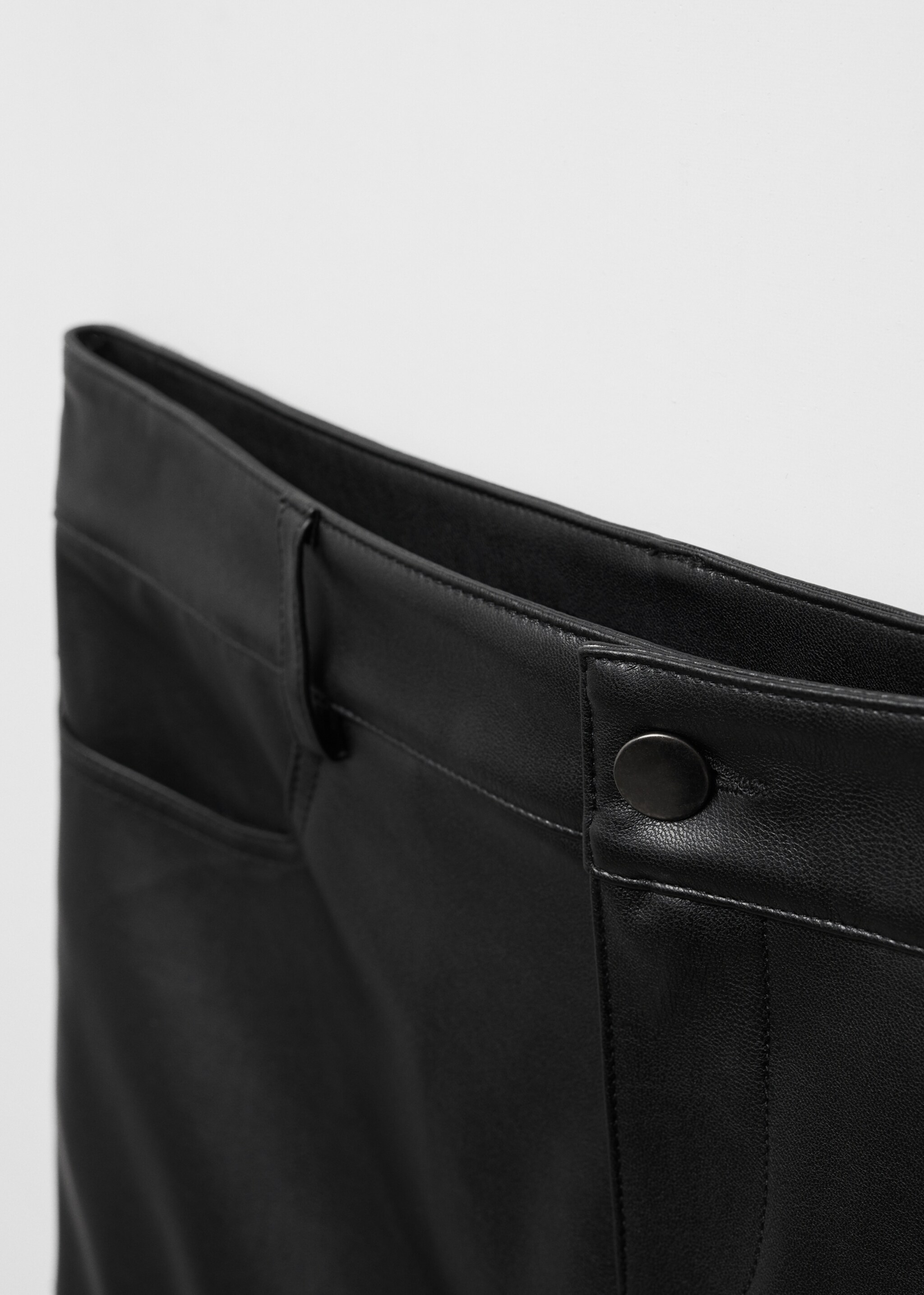 Leather-effect mini-skirt - Details of the article 8