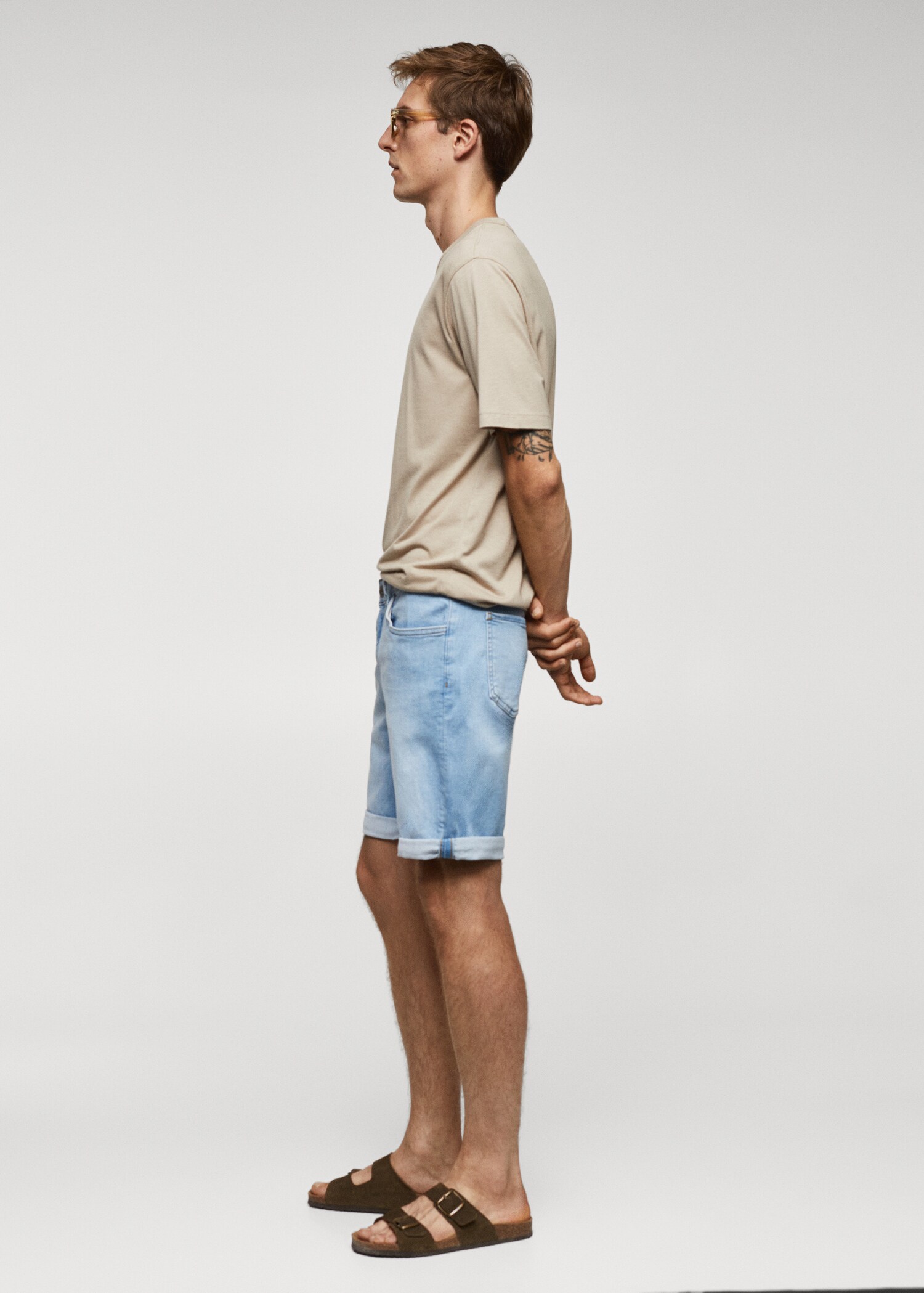 Slim-fit denim bermuda shorts - Details of the article 2