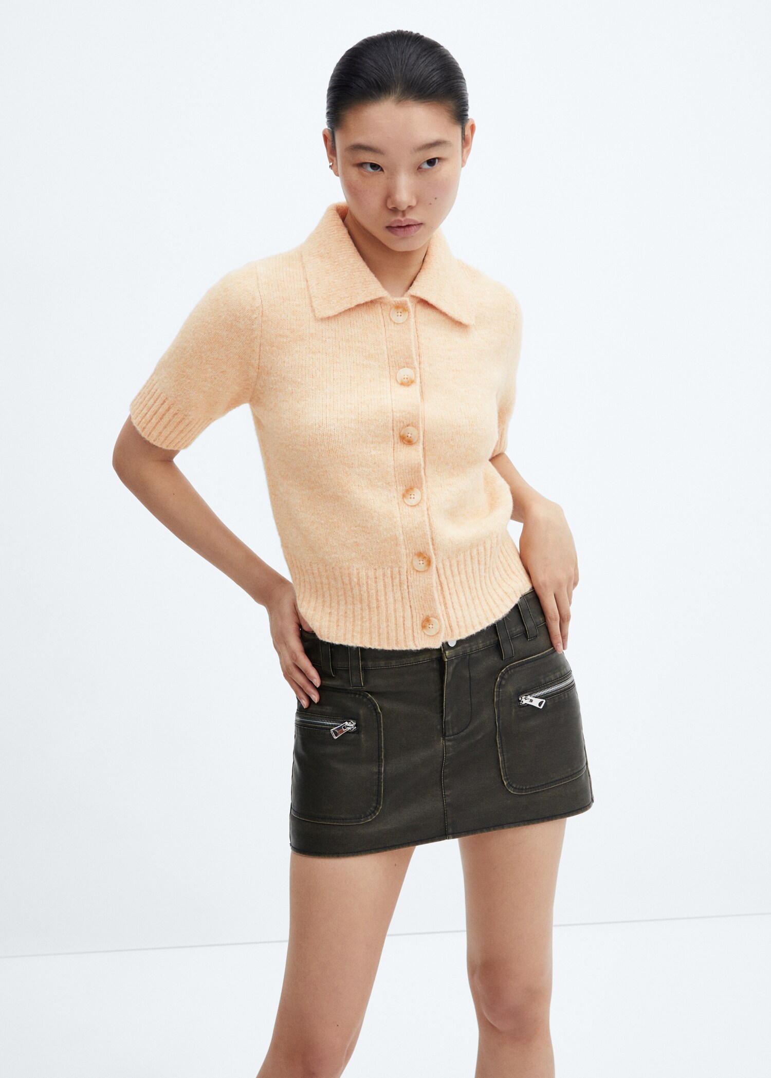 Short-sleeved cardigan with shirt collar - Medium plane