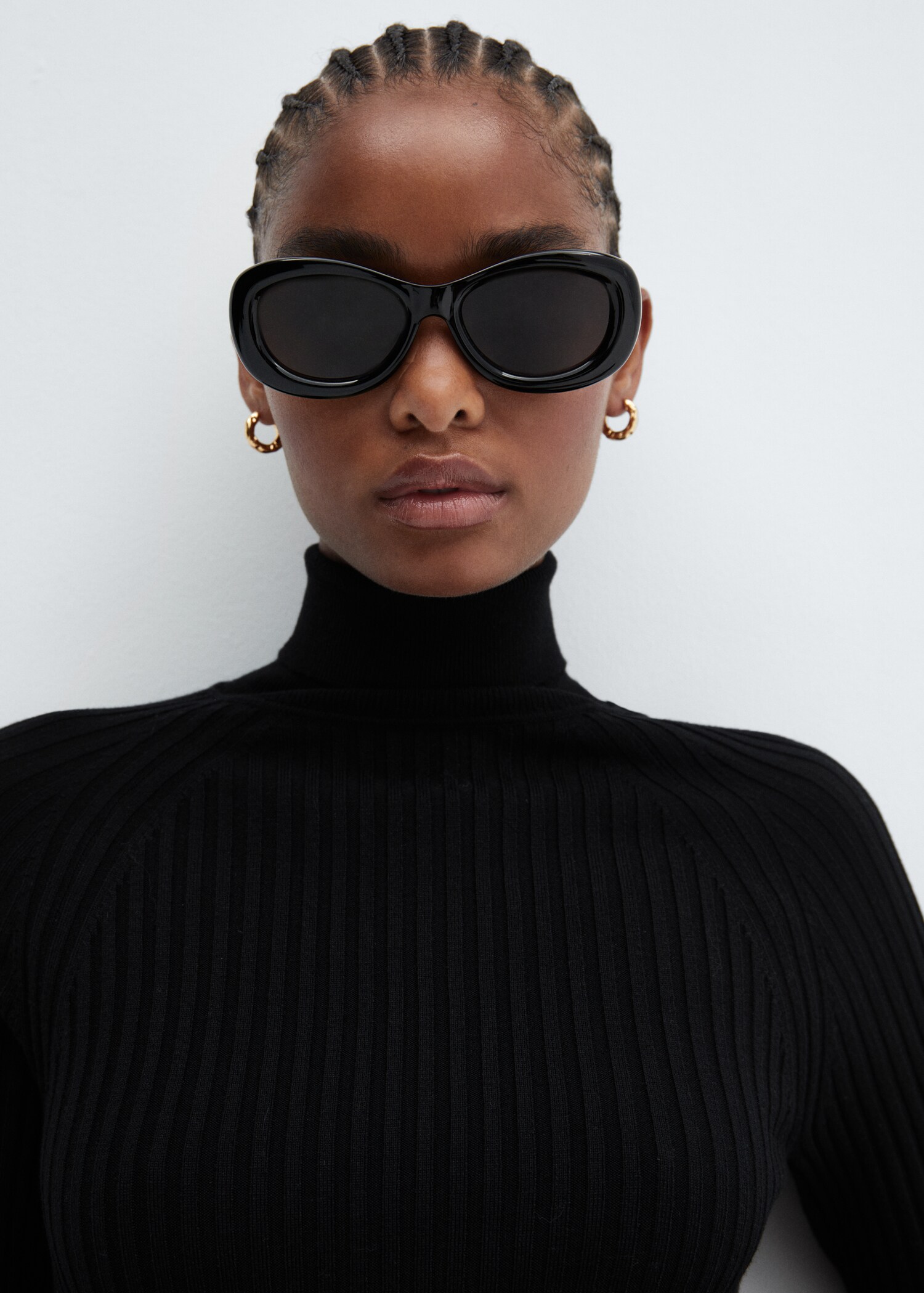 Short ribbed turtlneck dress - Details of the article 1