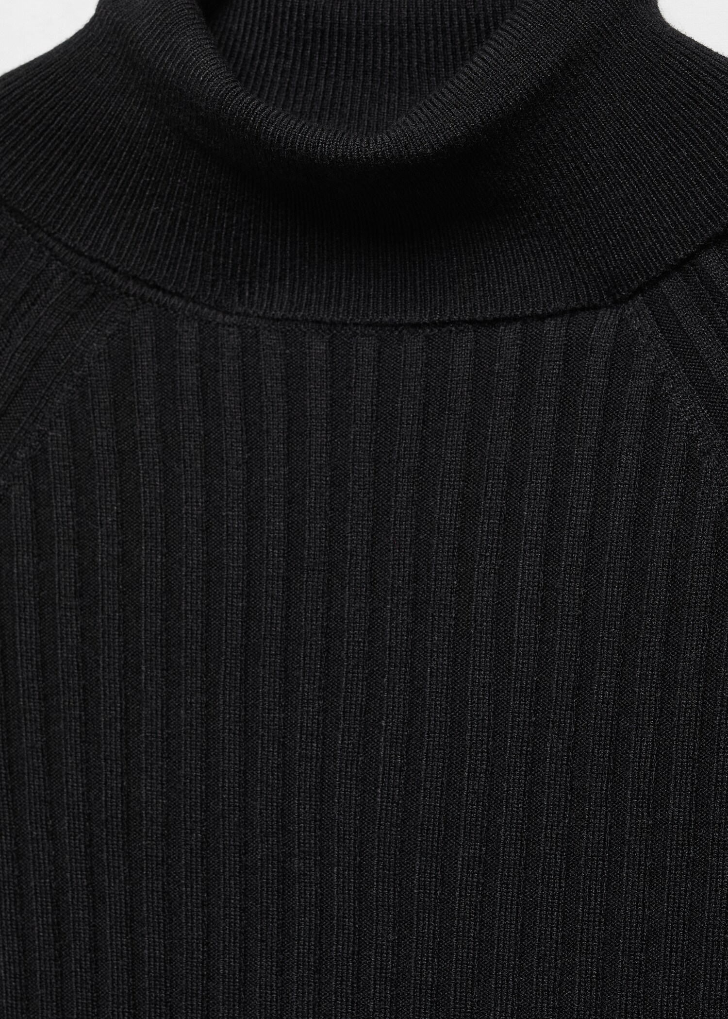 Short ribbed turtlneck dress - Details of the article 8
