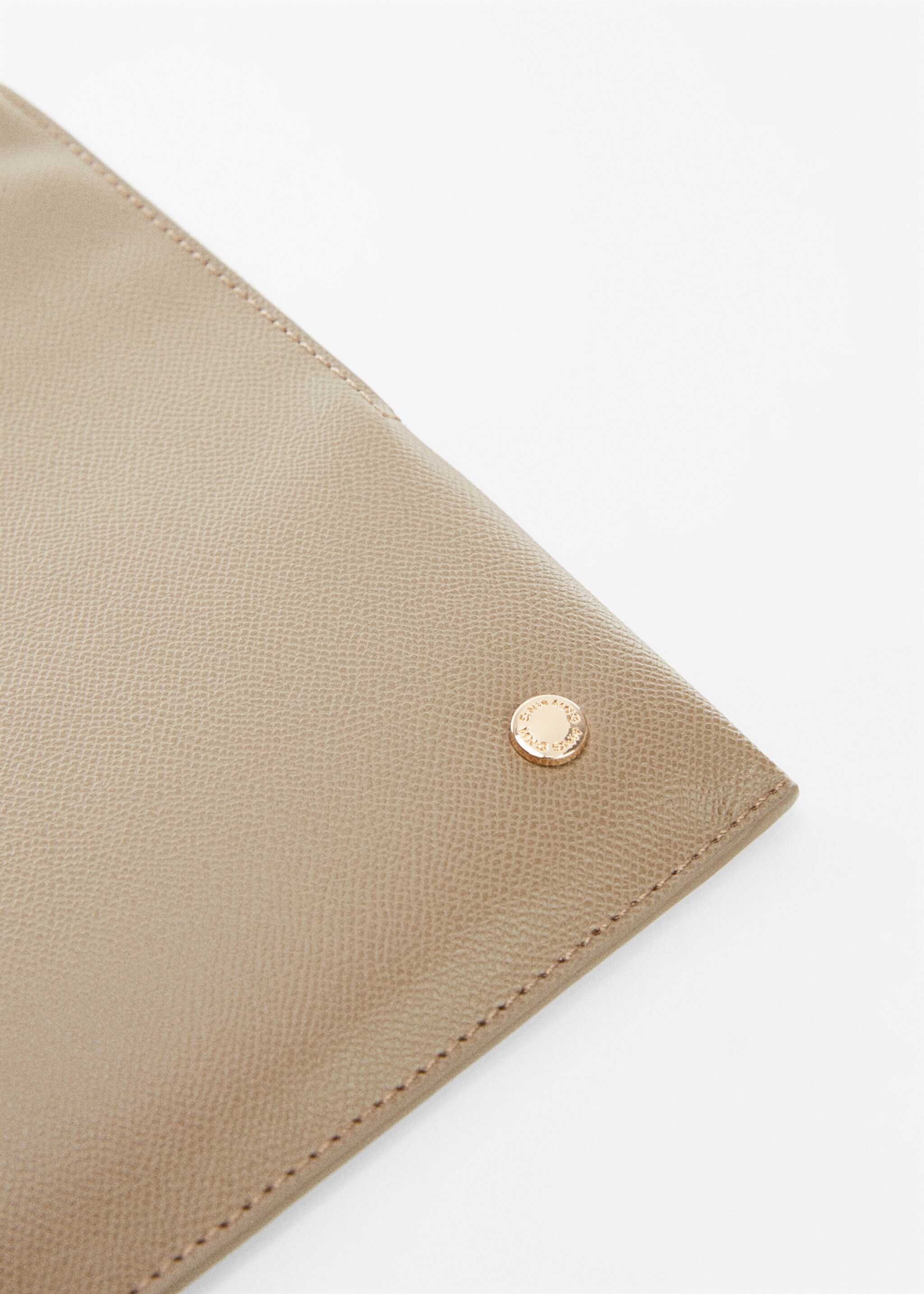 Safiano-effect laptop case - Details of the article 1, Light/Pastel Brown. Ref: 57045805-00.