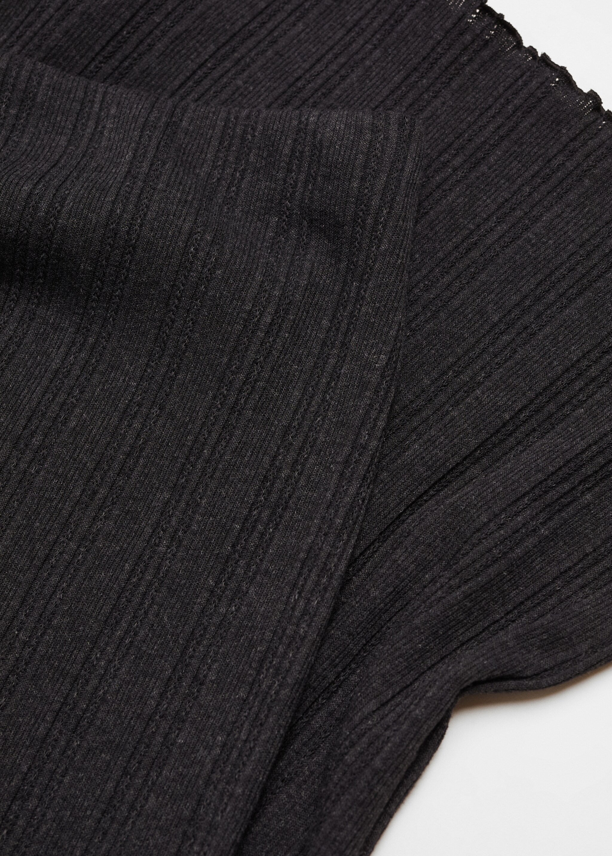 Ribbed midi skirt - Details of the article 8, Charcoal. Ref: 57045810-00.