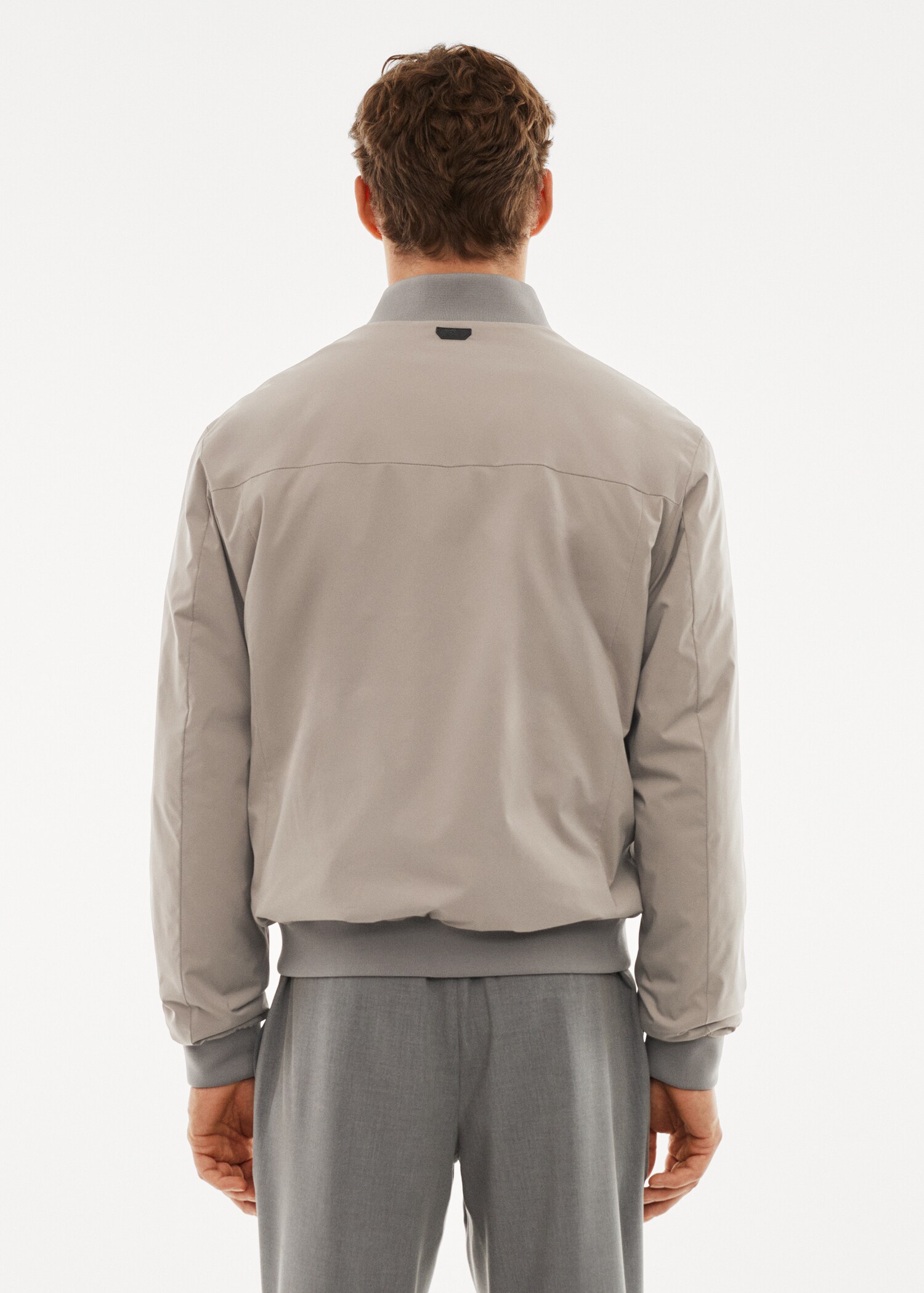 Lightweight water-repellent bomber jacket - Reverse of the article