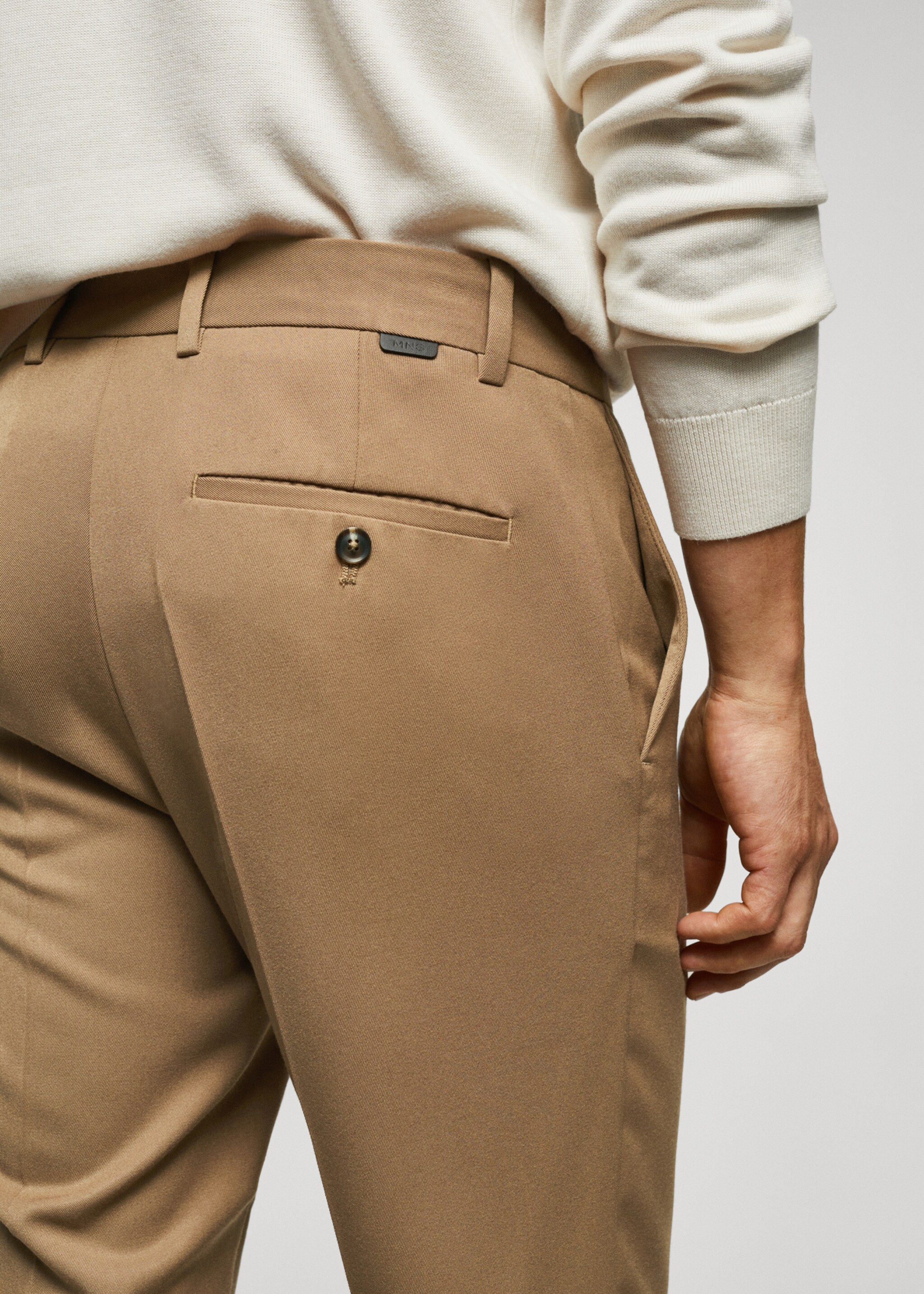 Recycled fabric slim-fit trousers - Details of the article 4