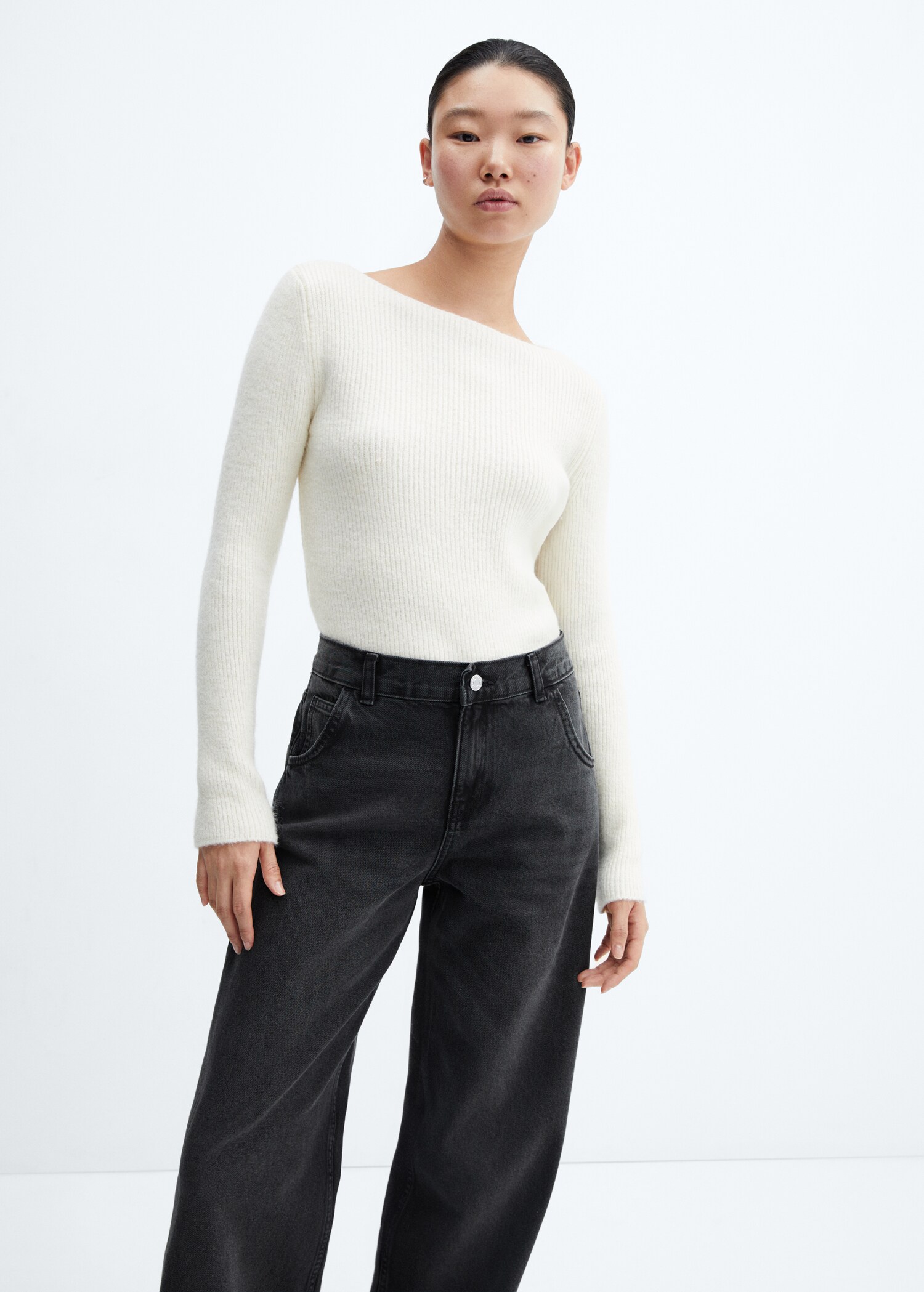 Low waist wide-leg jeans - Details of the article 1