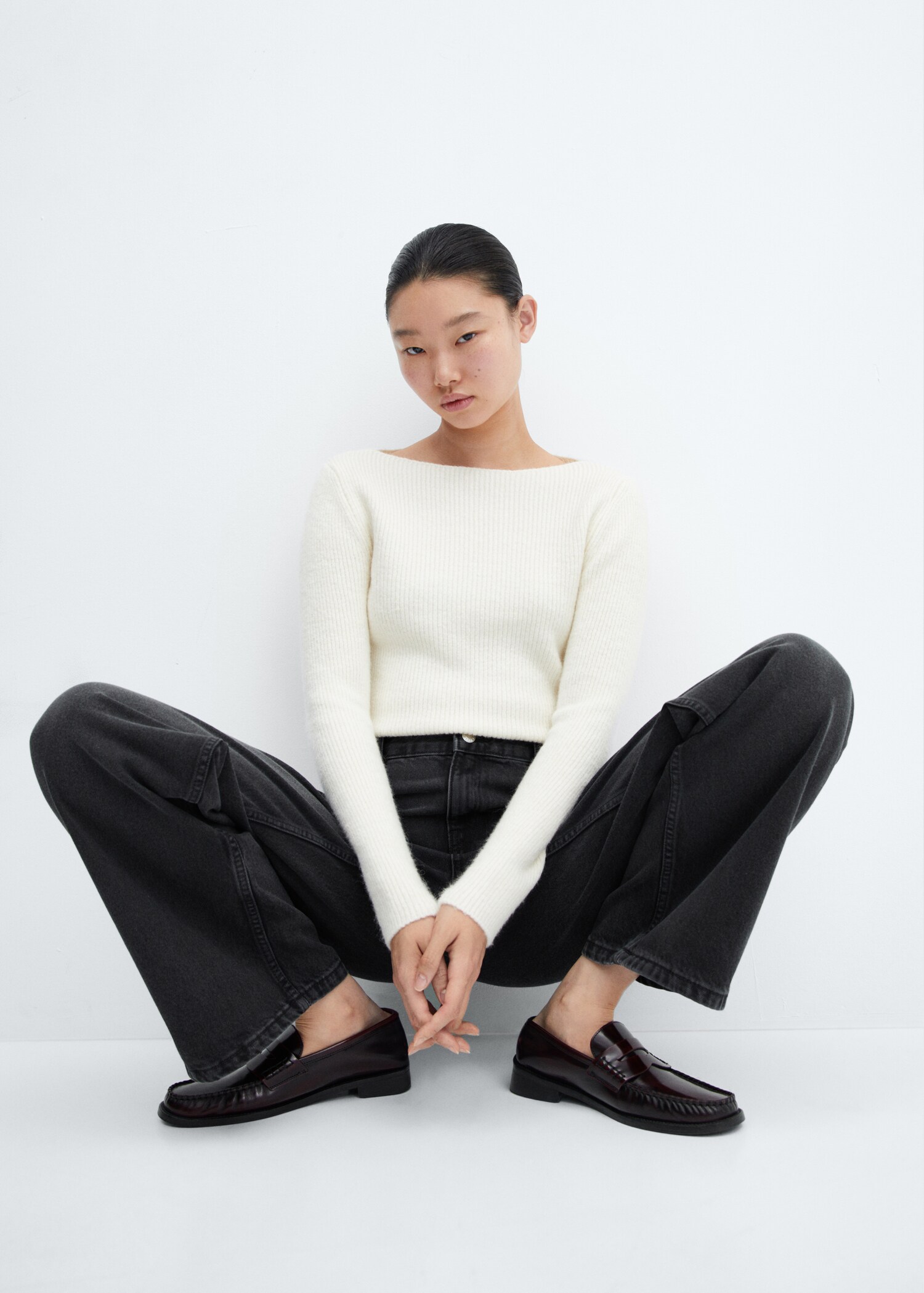 Low waist wide-leg jeans - Details of the article 2