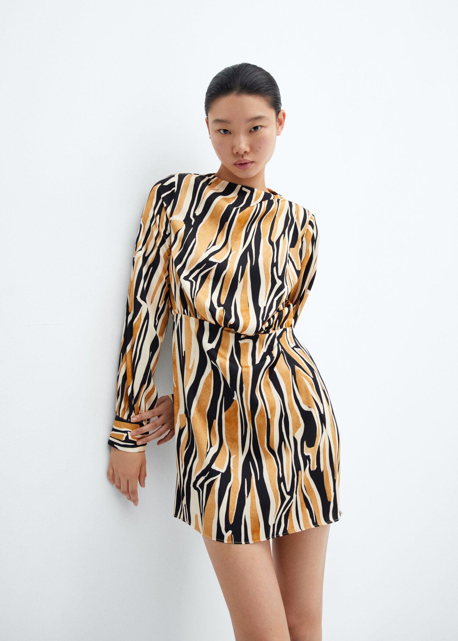 Short printed dress - Details of the article 2