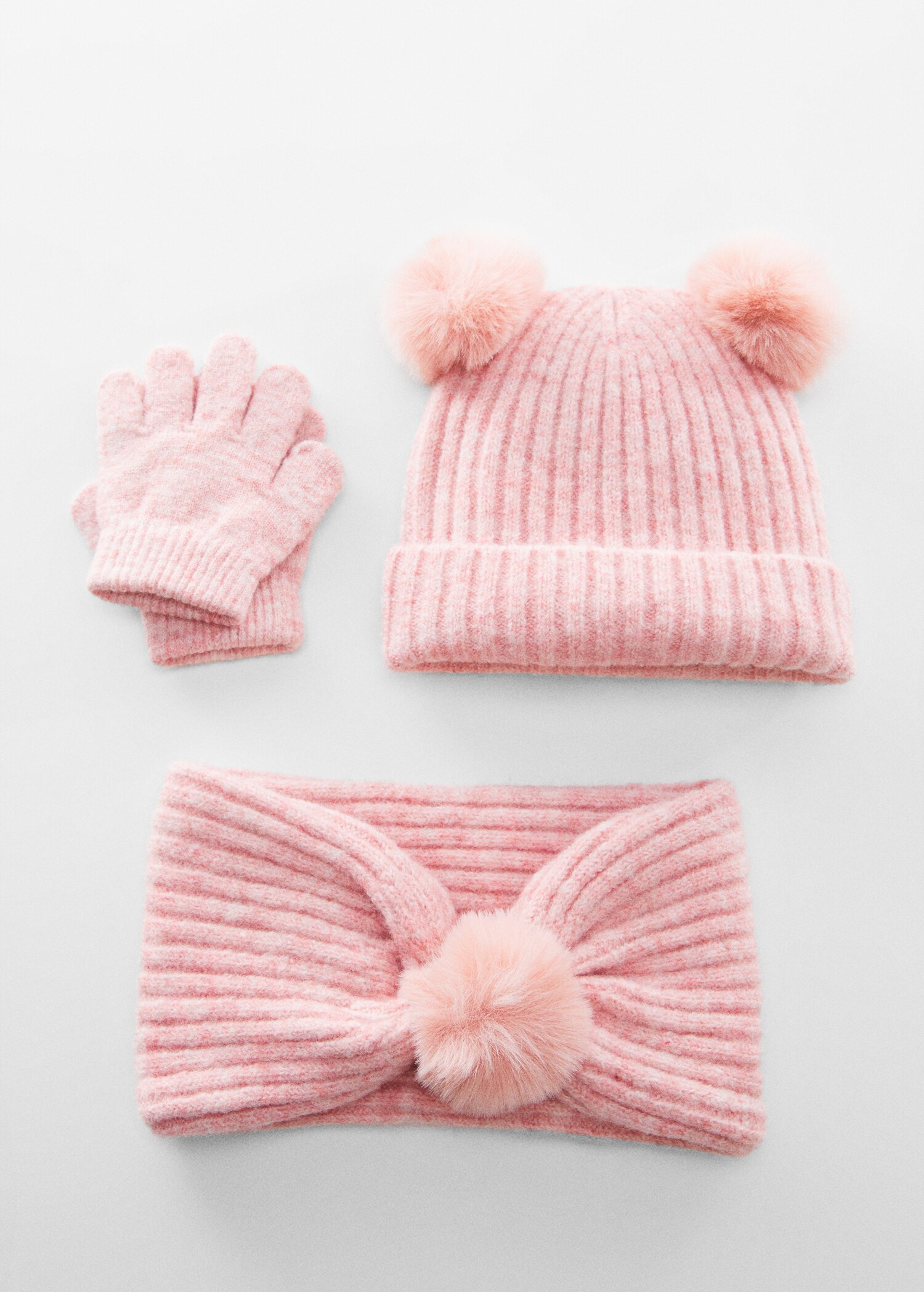 Pom pom cable-knit beanie - Details of the article 4
