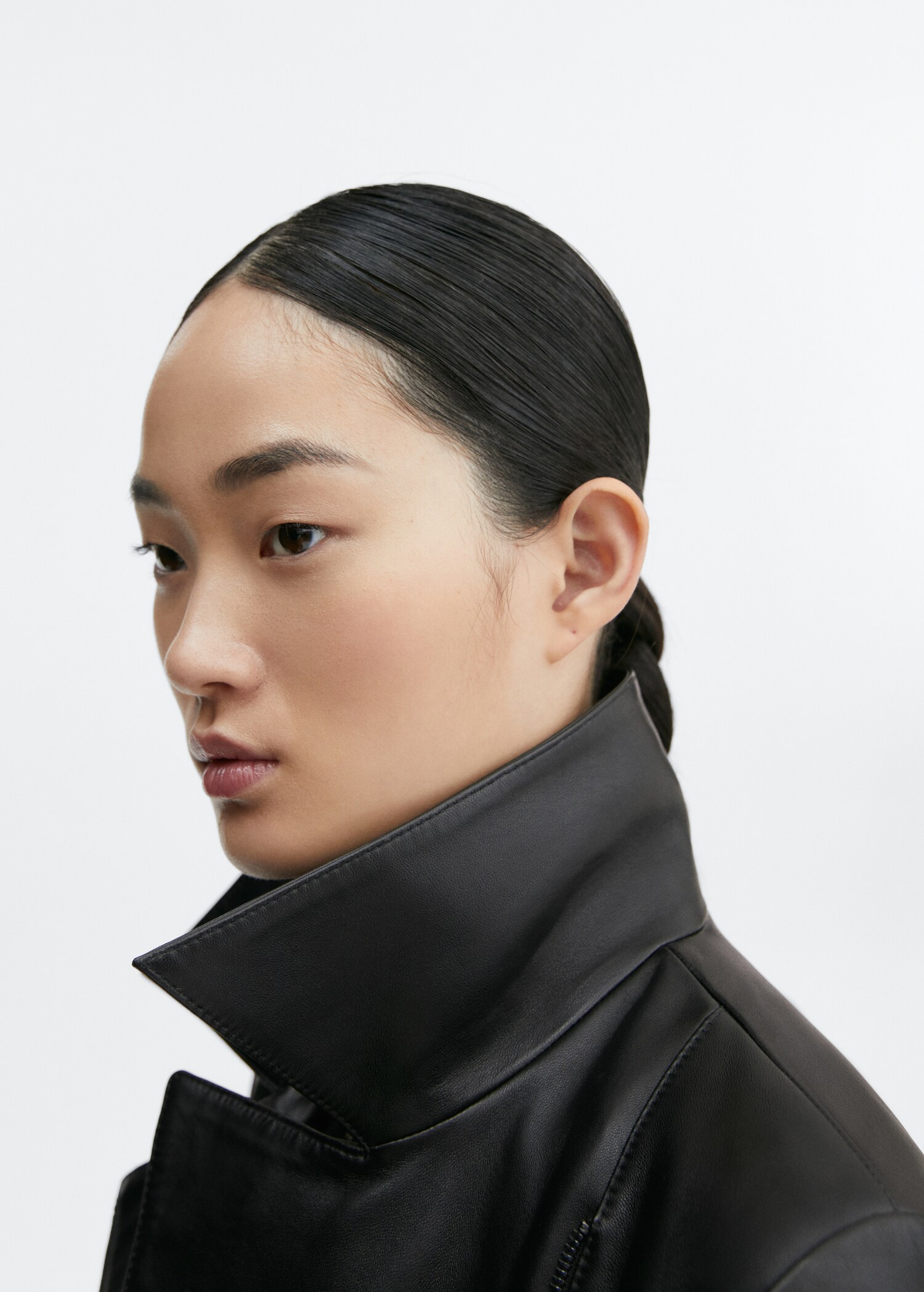 Leather biker jacket - Details of the article 1
