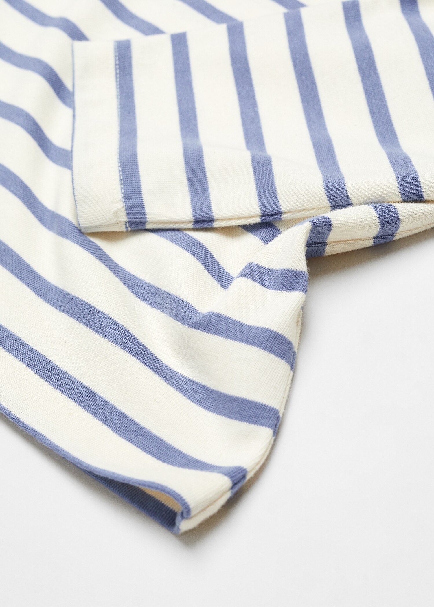 Striped round-neck sweatshirt - Details of the article 8