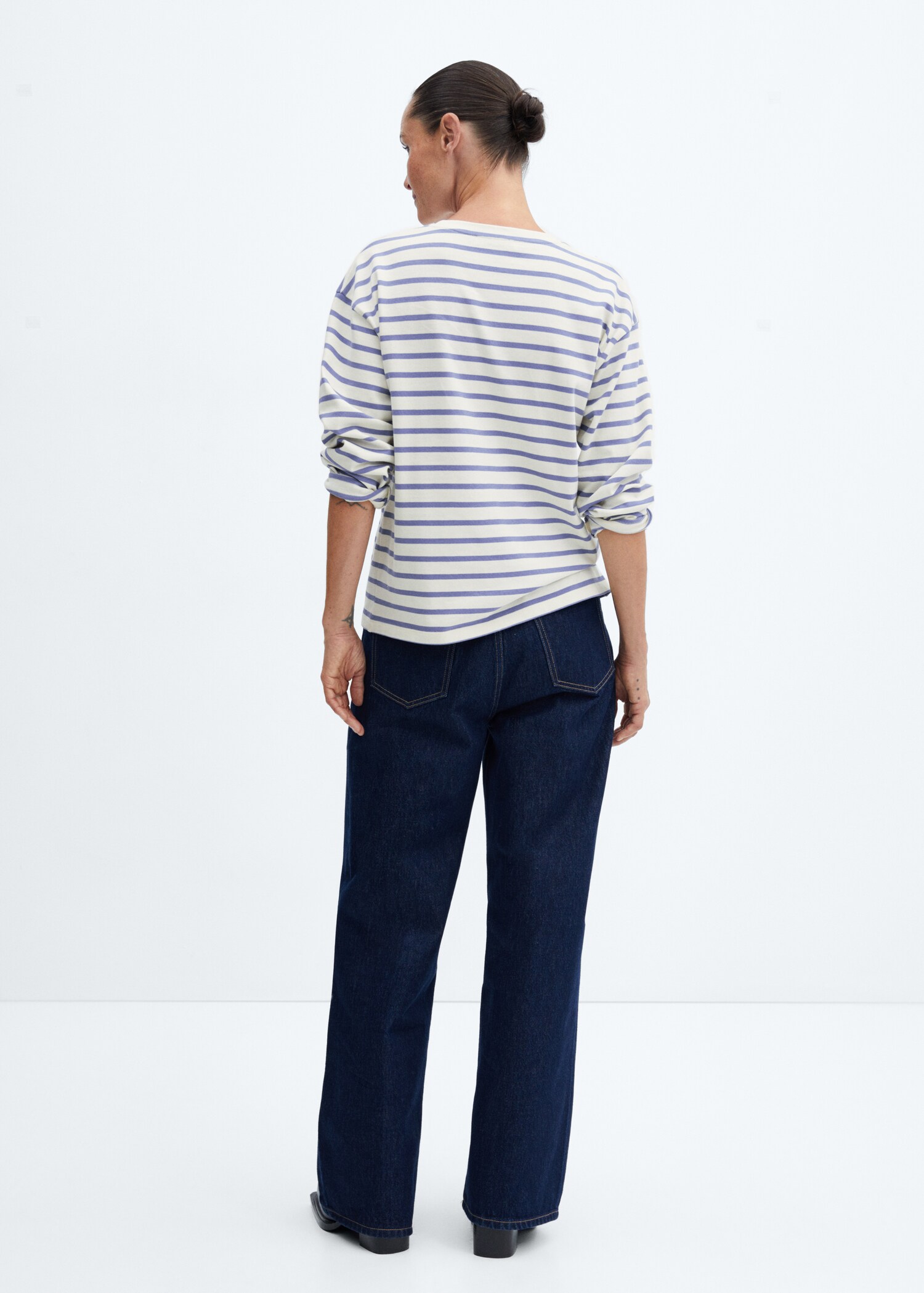 Striped round-neck sweatshirt - Reverse of the article