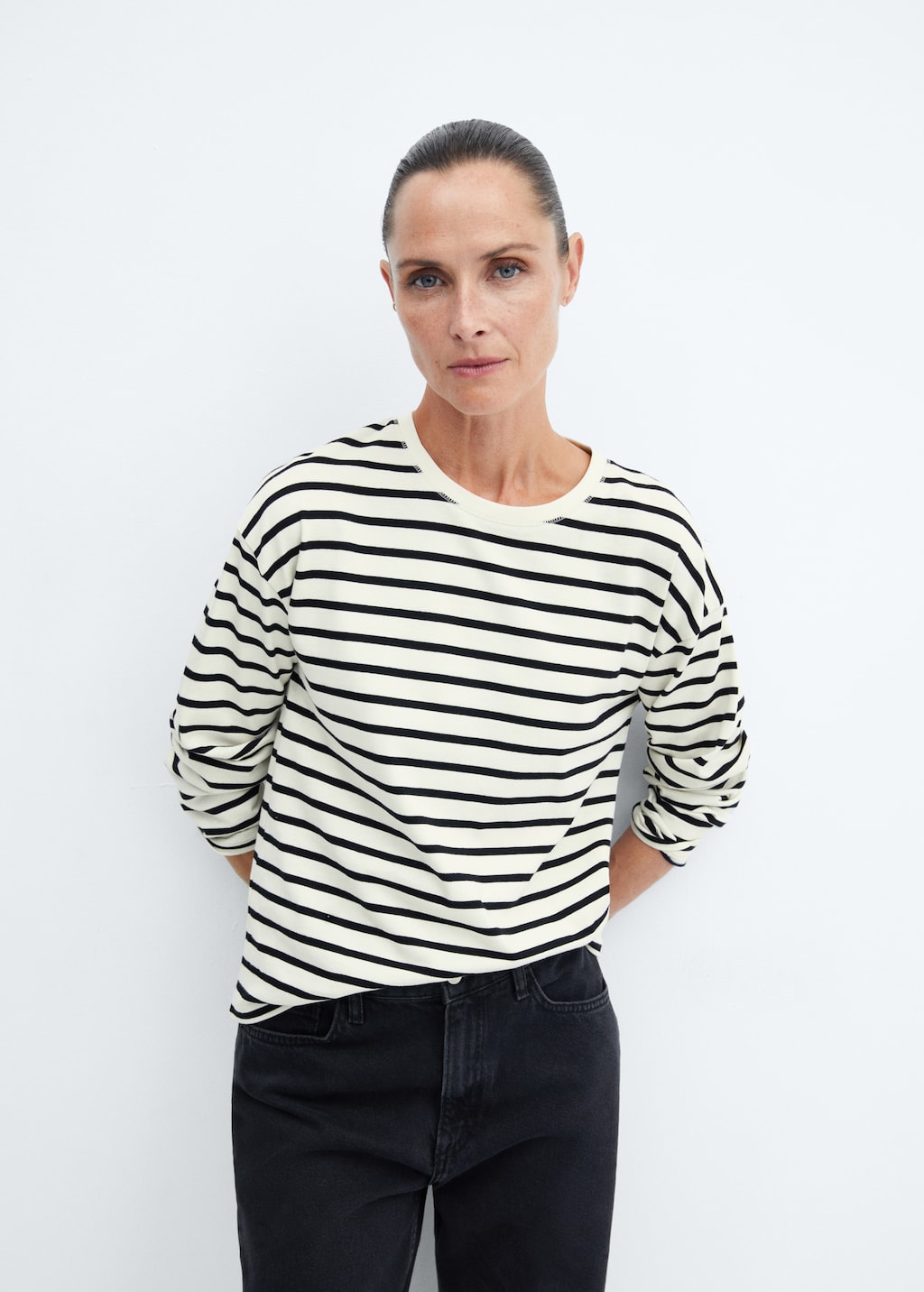 Striped round neck sweatshirt Women MANGO OUTLET United Kingdom