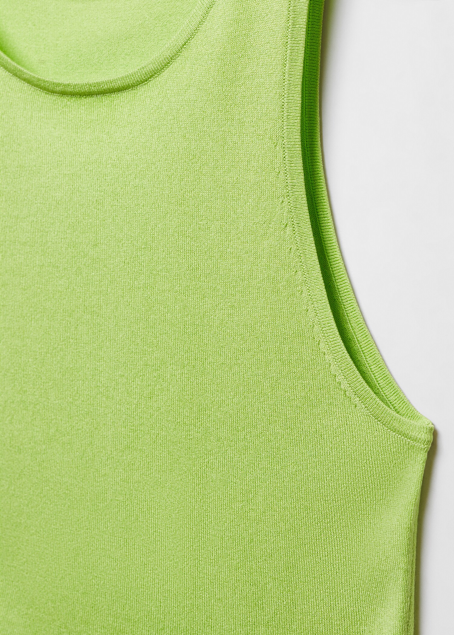 Crop top with wide straps - Details of the article 8