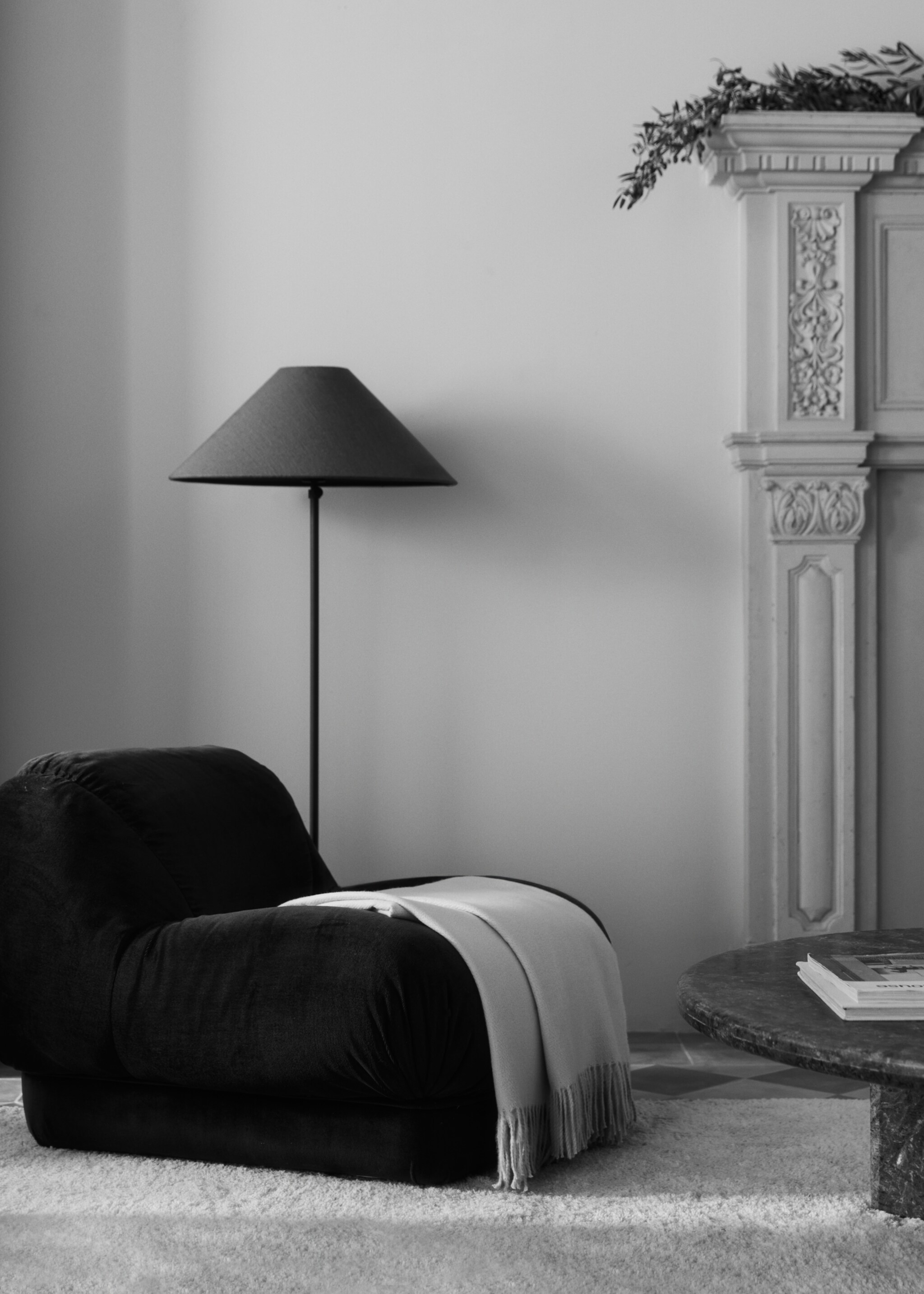 Fringed soft blanket - Details of the article 6, Beige. Ref: 57046310-00.