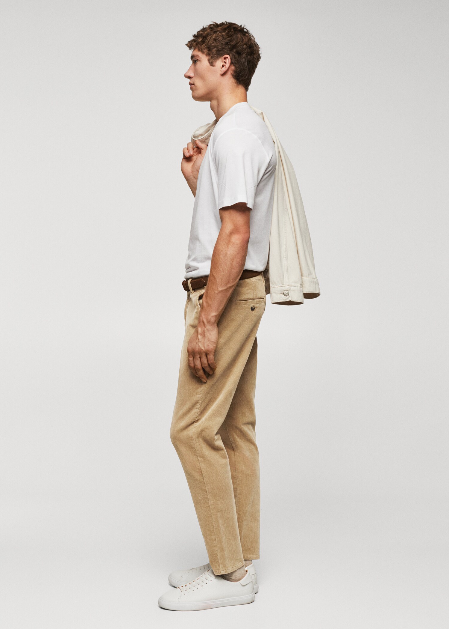Corduroy slim-fit cropped trousers - Details of the article 2