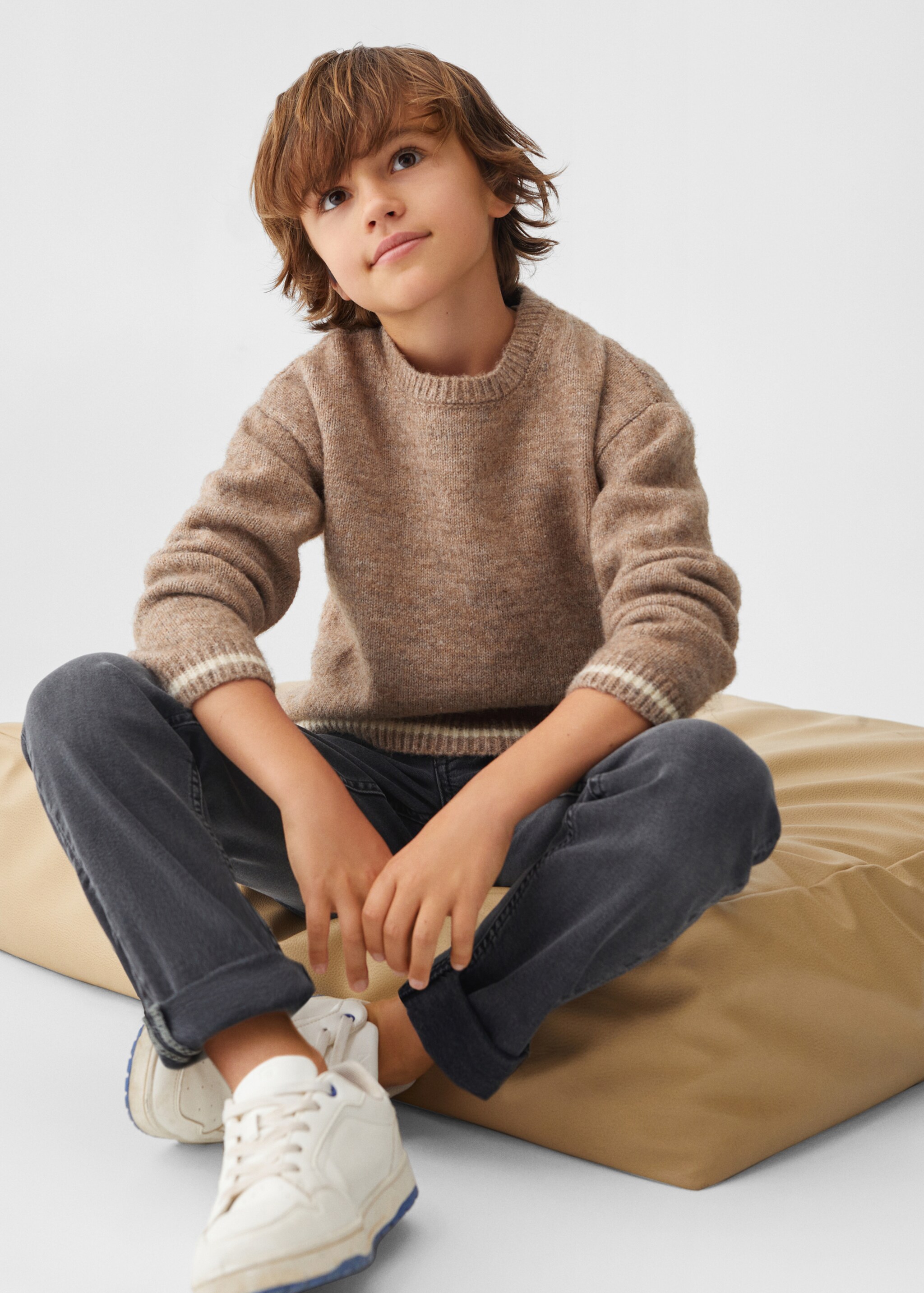 Knit sweater - Details of the article 2, Brown. Ref: 57046721-00.