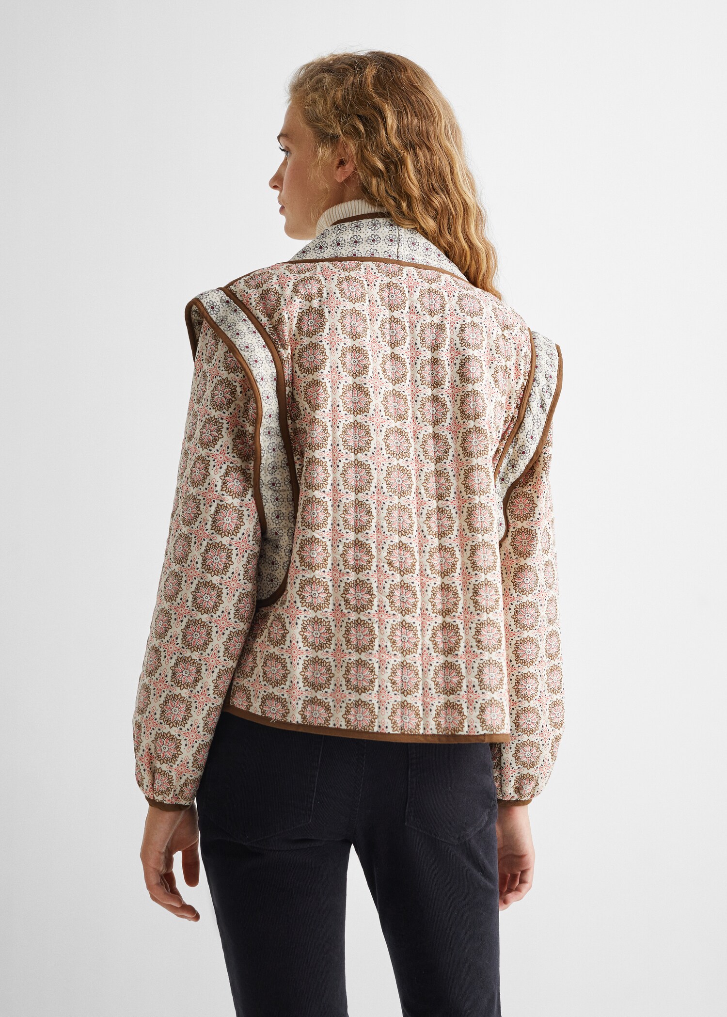 Chaqueta acolchada estampada - Reverso del artículo