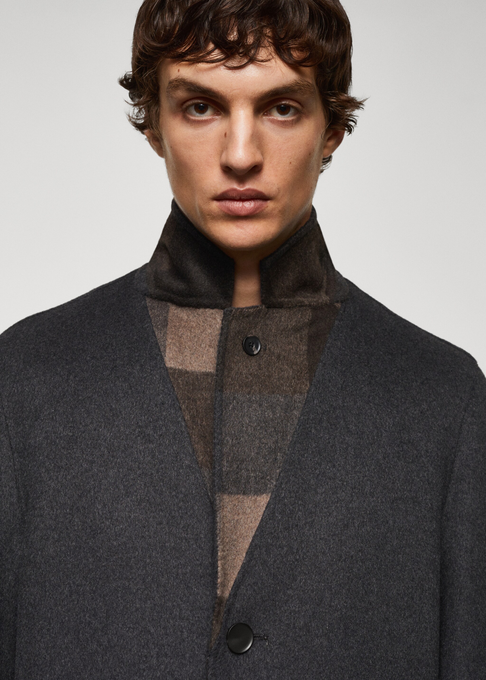 Handmade recycled wool coat - Details of the article 1