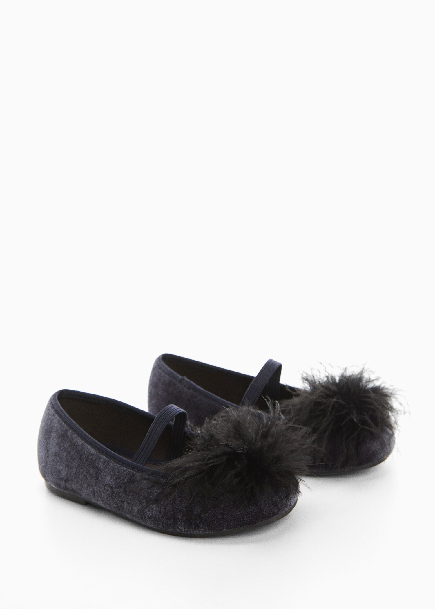 Ballerines velours pompon - Plan moyen