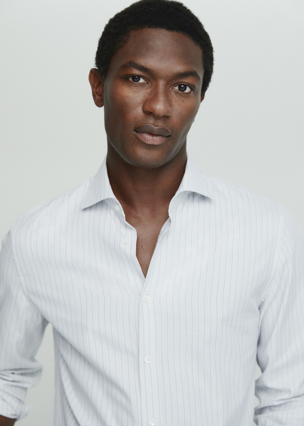 Structured pinstripe shirt - Men | MANGO OUTLET USA