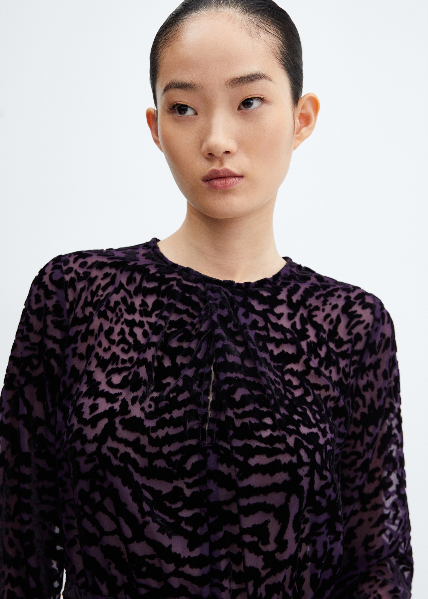 Animal-print velvet dress - Details of the article 1