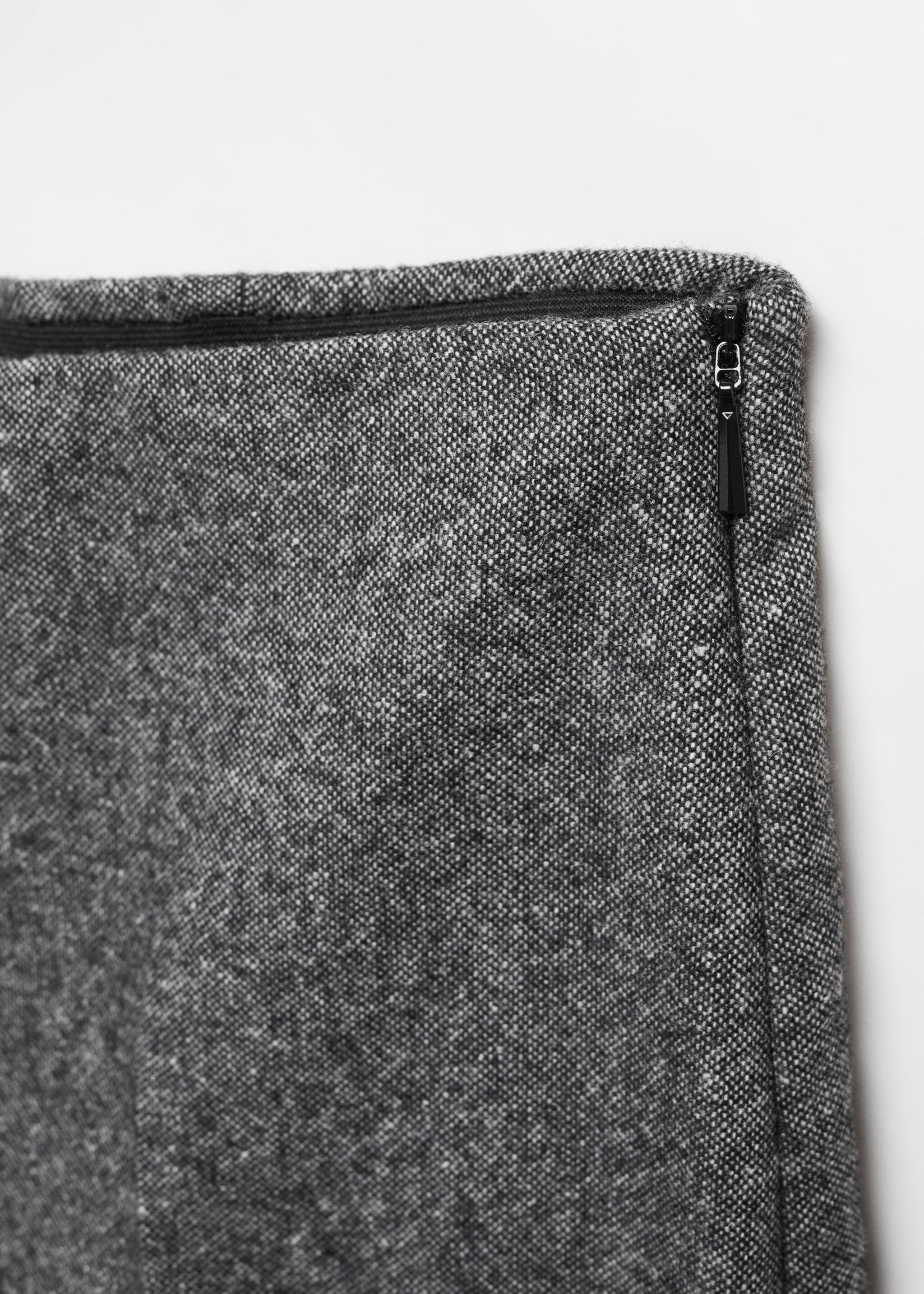 Wool suit trousers - Details of the article 8, Black. Ref: 57048279-00.