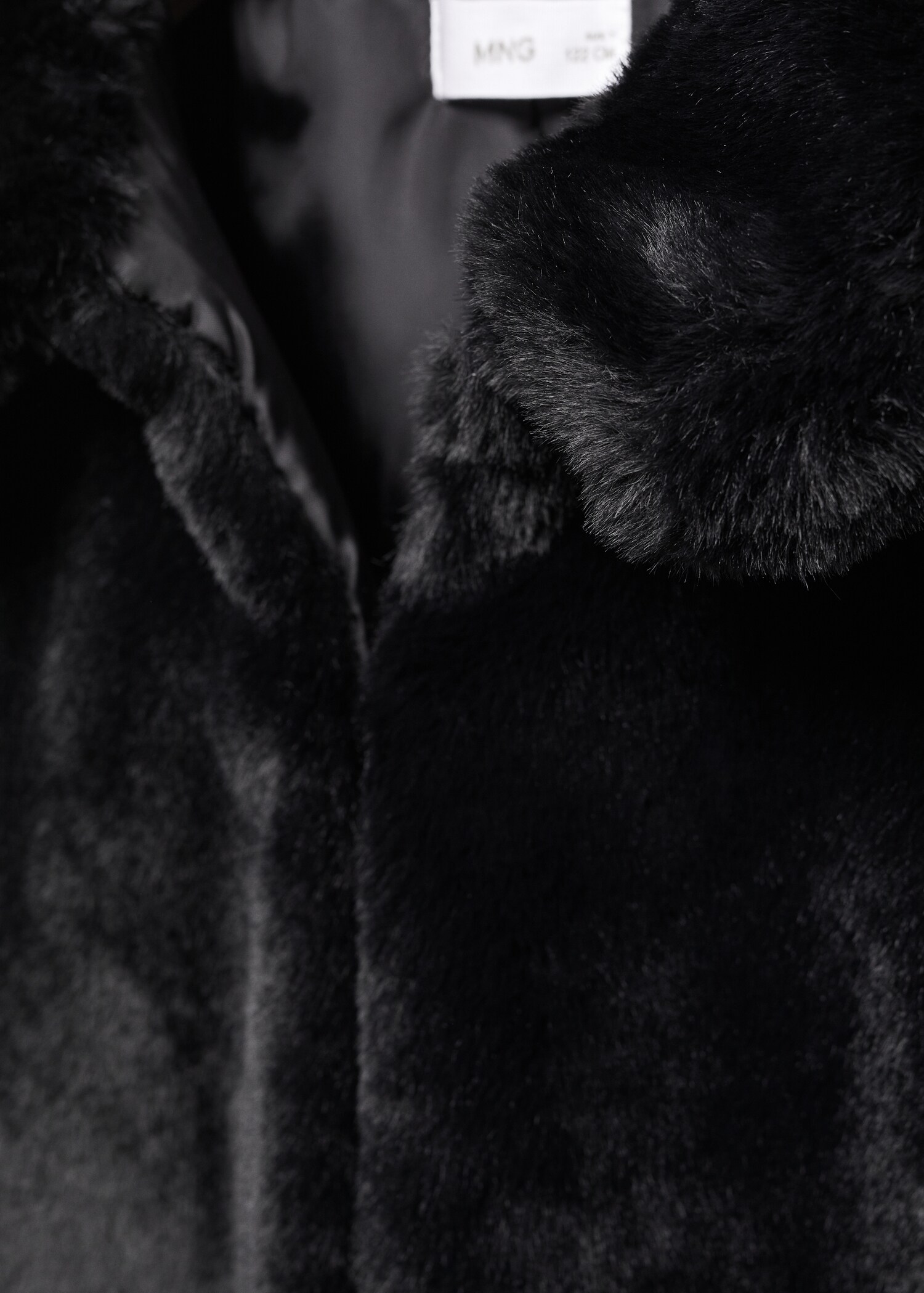Abrigo pelo - Detalle del artículo 8