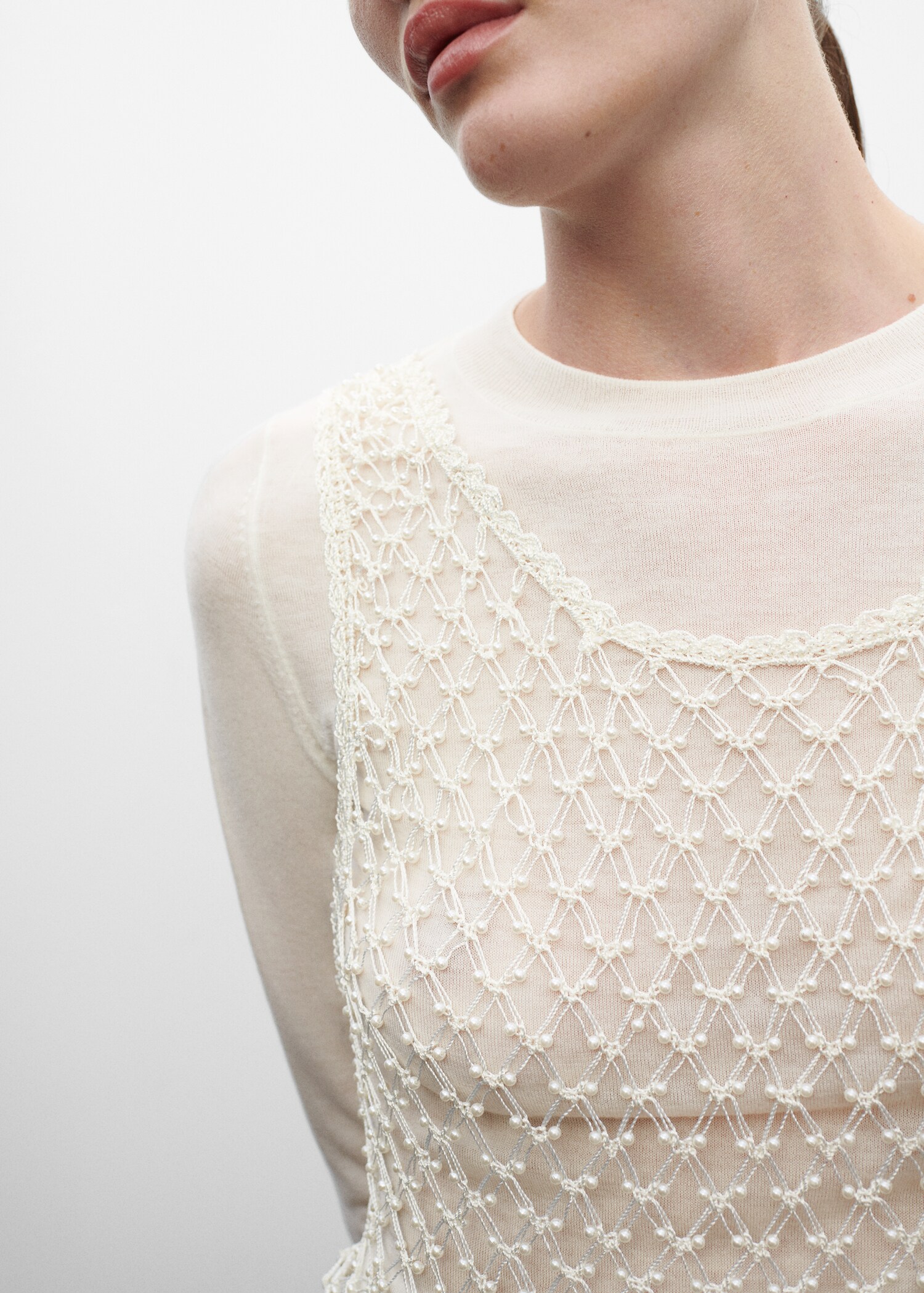 Handmade pearl top - Details of the article 6