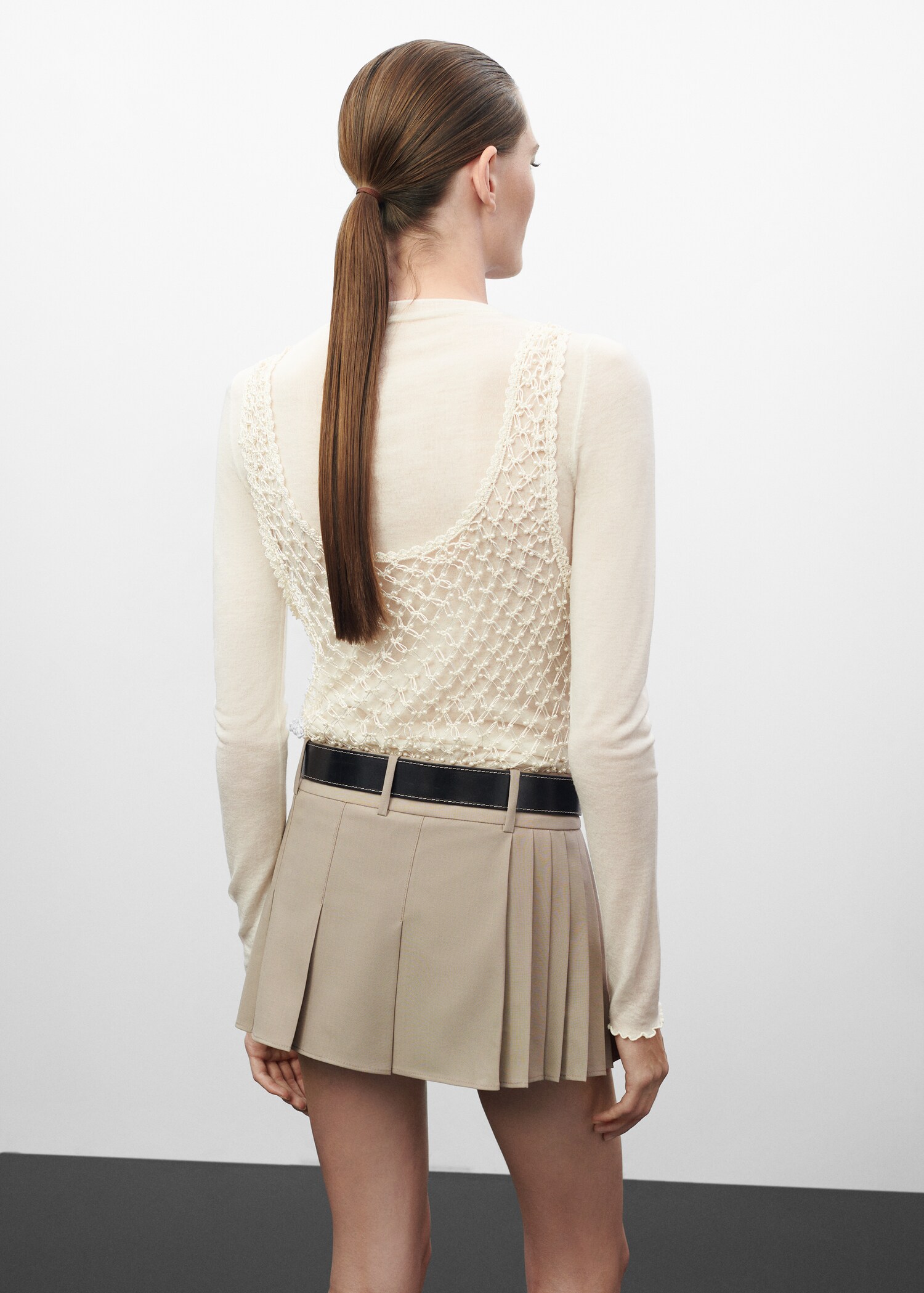 Handmade pearl top - Reverse of the article
