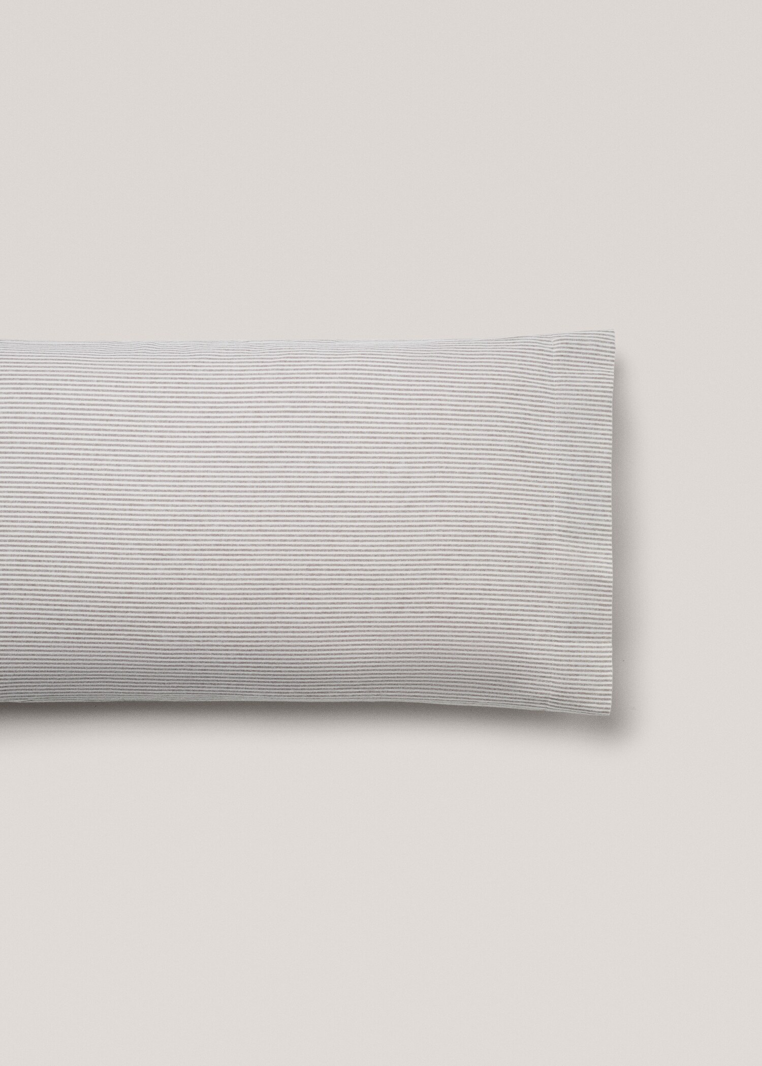 Striped flannel pillow case 45x110cm - Article without model