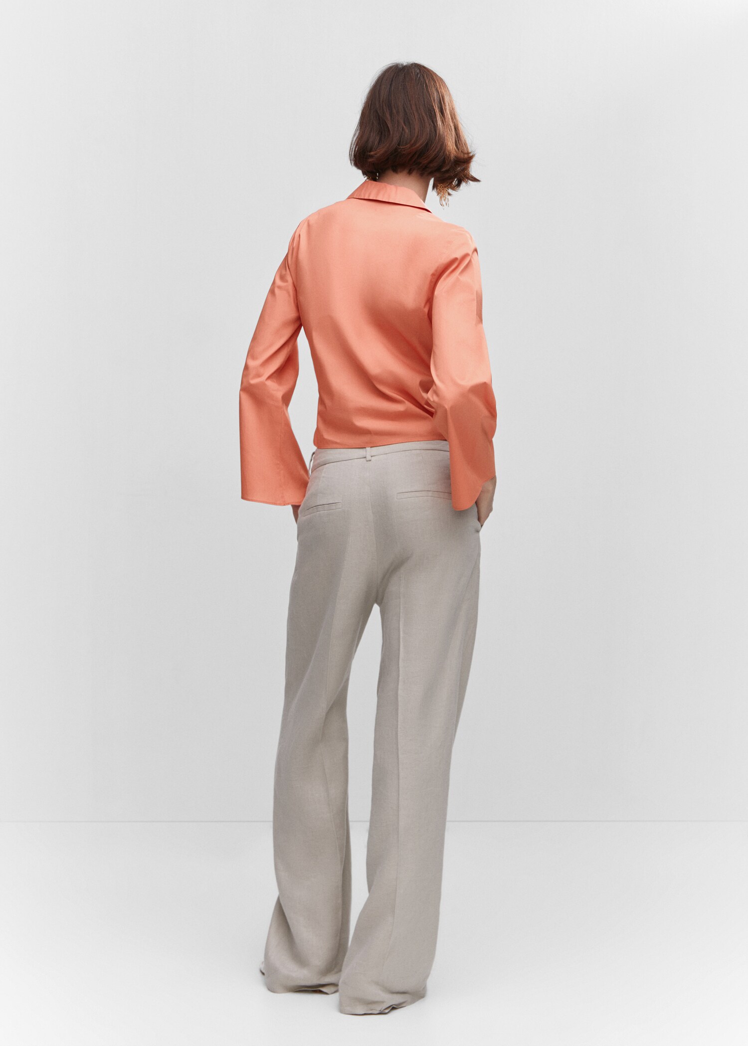 Wrap shirt with knot detail - Reverse of the article