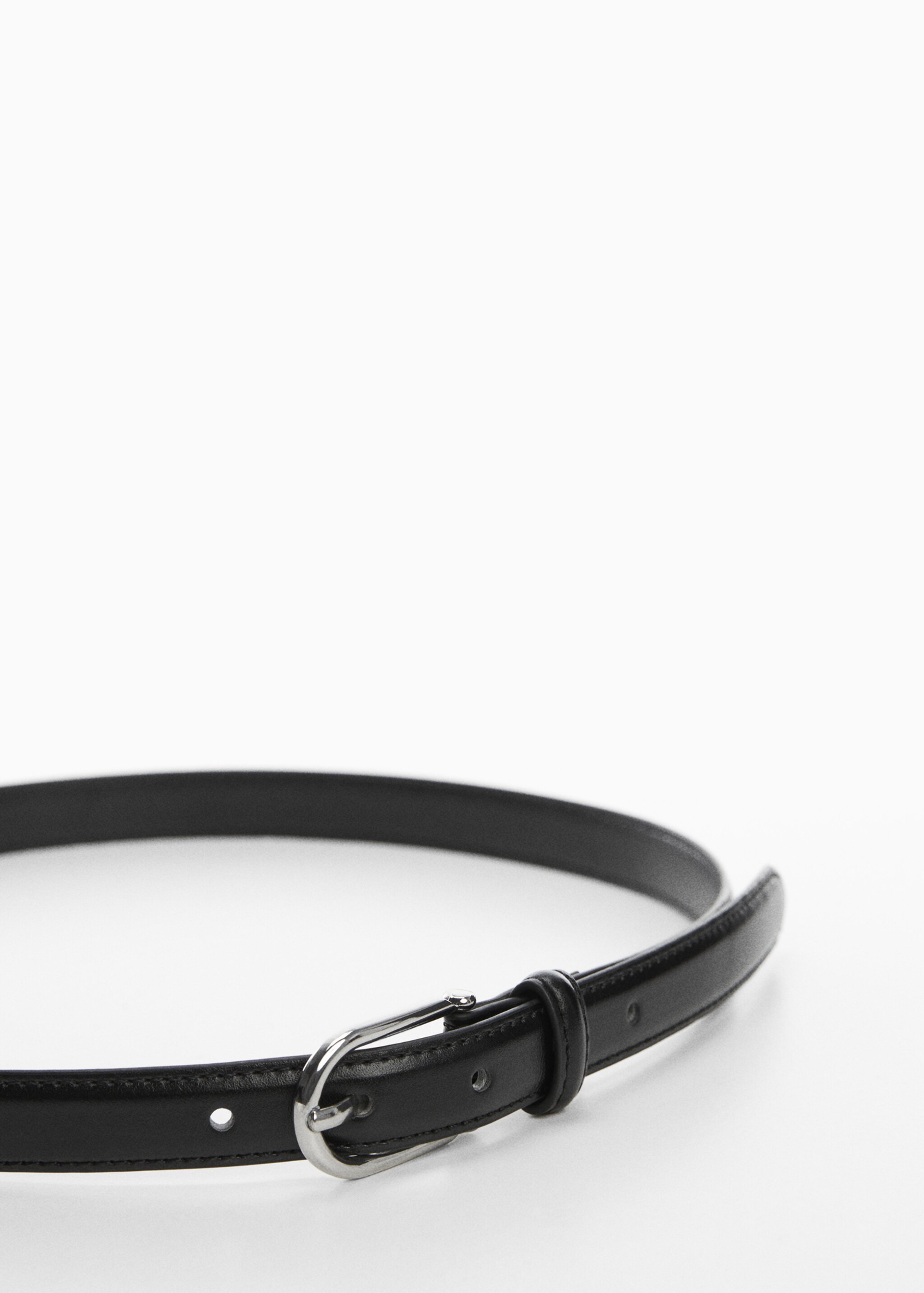 Smalt skärp med spänne - Bild av mittparti, Svart. Ref: 57050028-00.