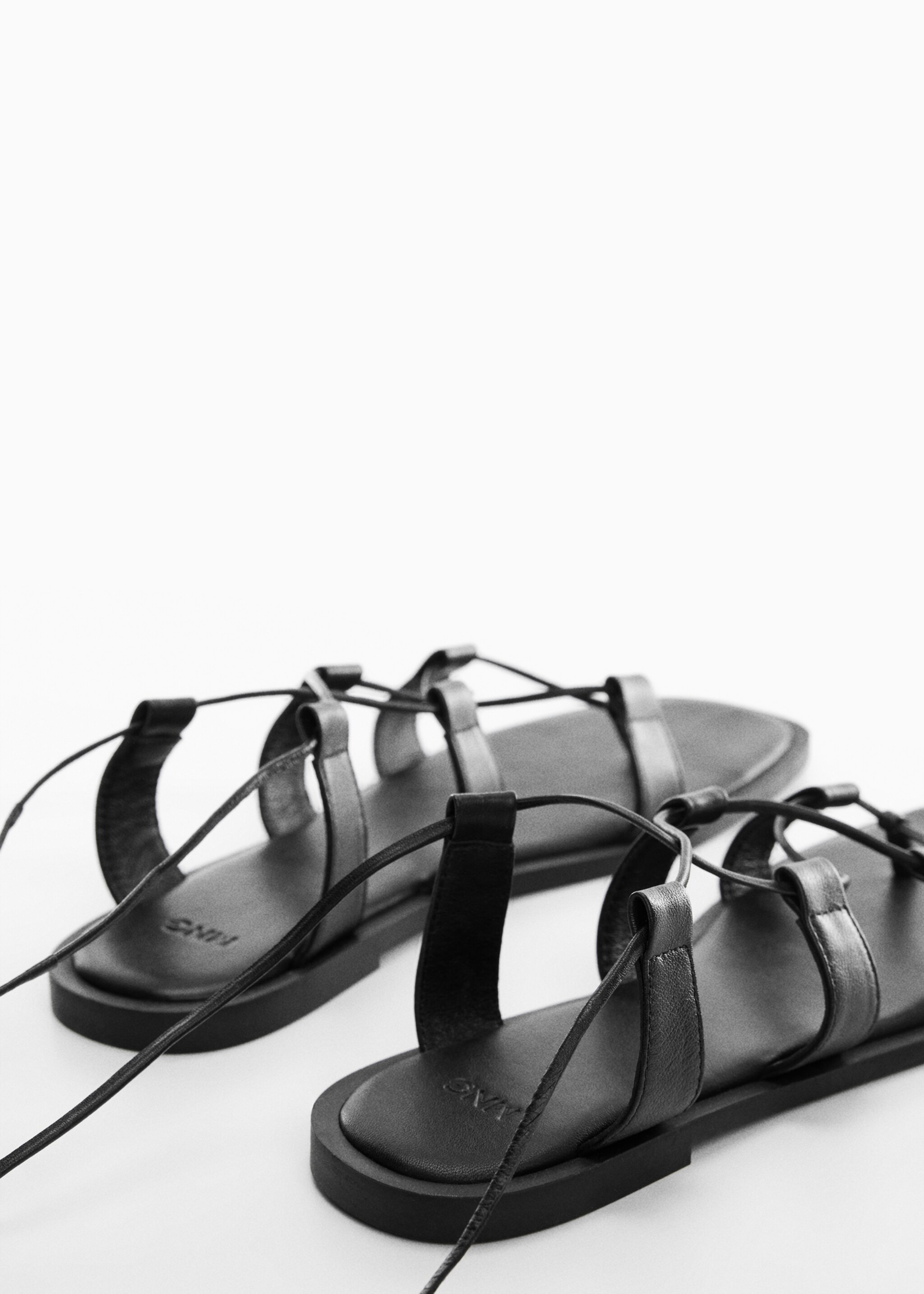 Leather straps sandals - Details of the article 1, Black. Ref: 57050102-00.