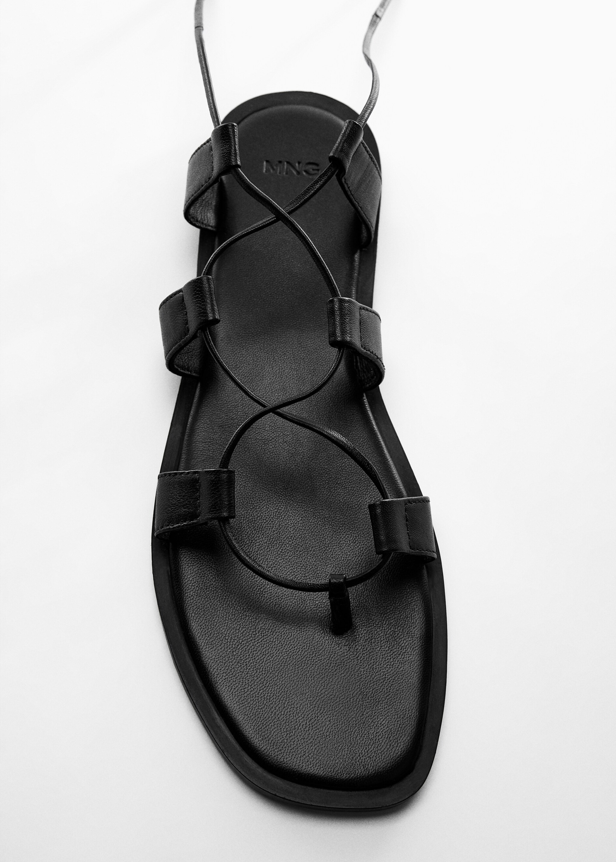 Leather straps sandals - Details of the article 5, Black. Ref: 57050102-00.