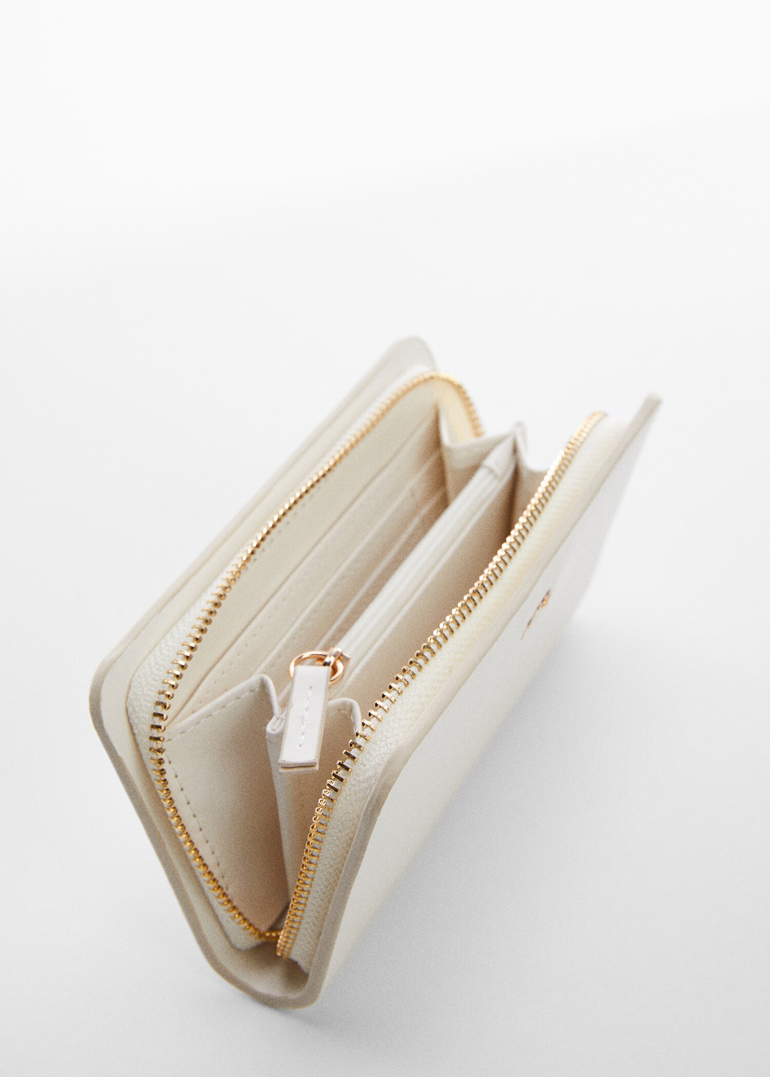 Textured wallet with embossed logo - Woman | MANGO OUTLET USA