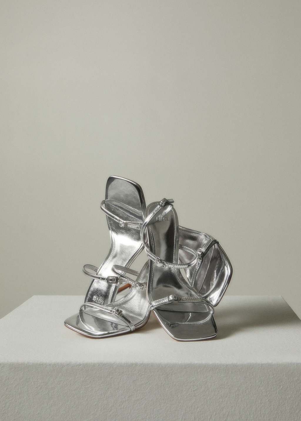 Metallic sandals womens hotsell