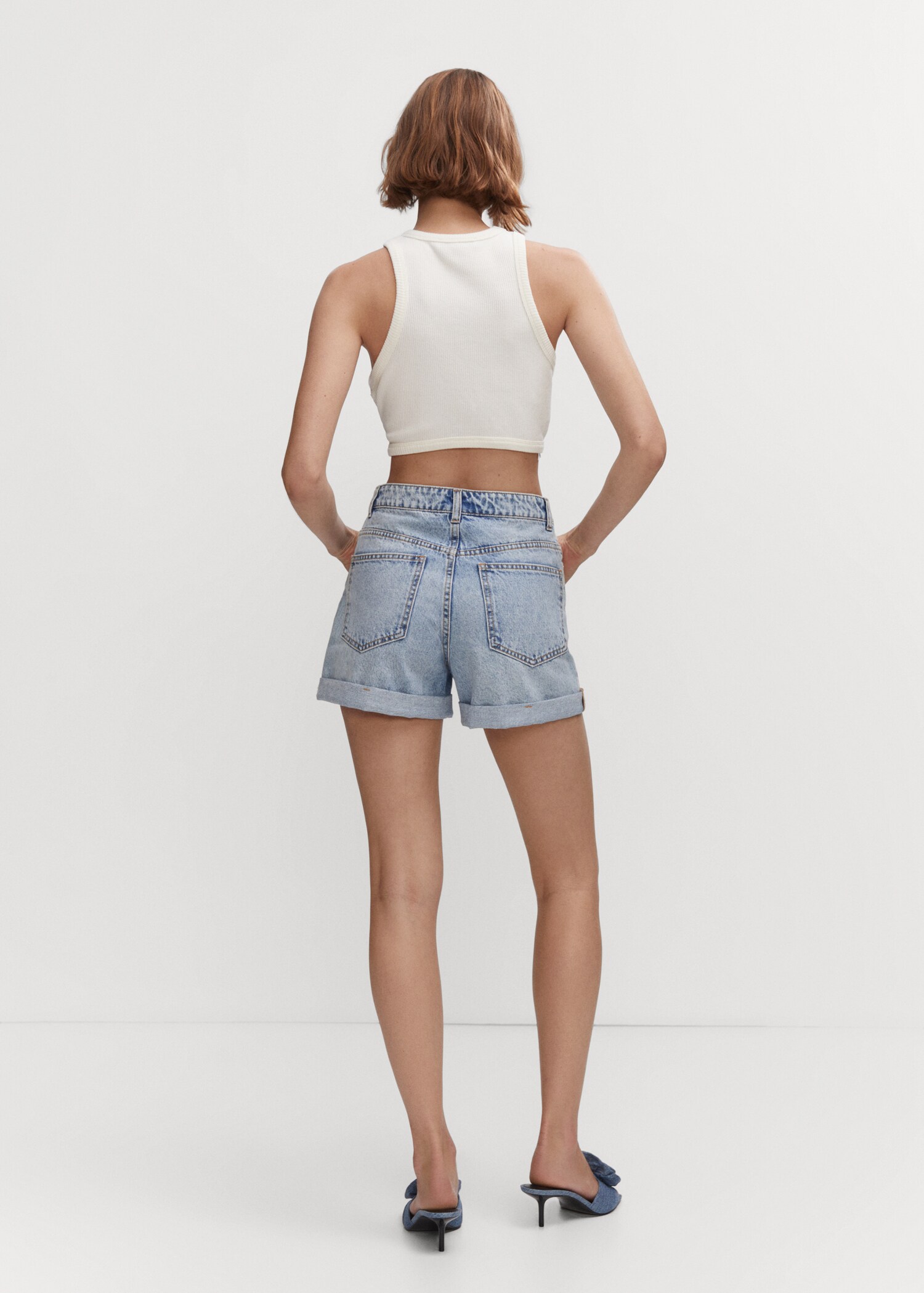 Mom-fit denim shorts - Reverse of the article