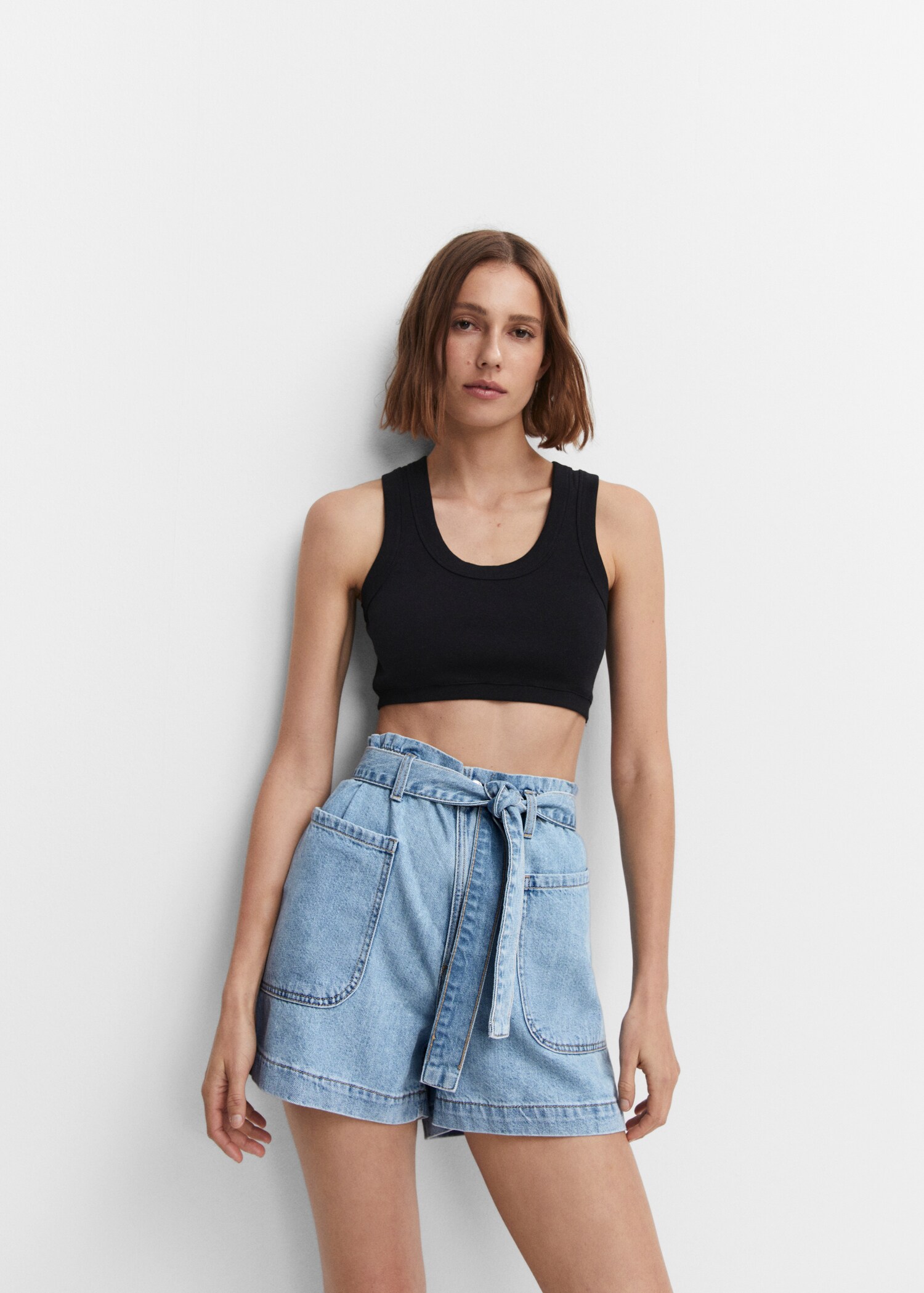 Paperbag shorts with belt - Details of the article 2