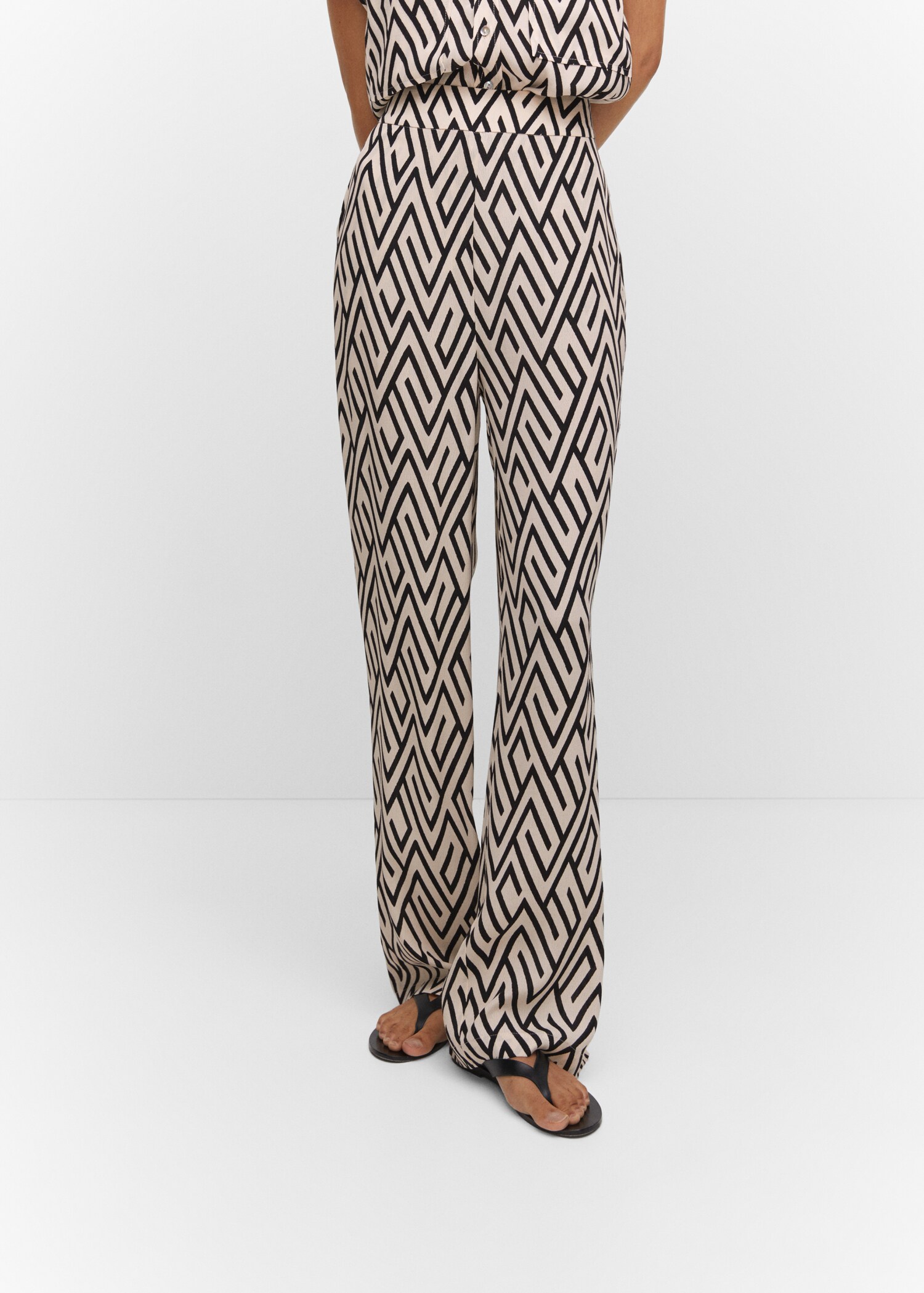 Flowy printed trousers - Details of the article 6