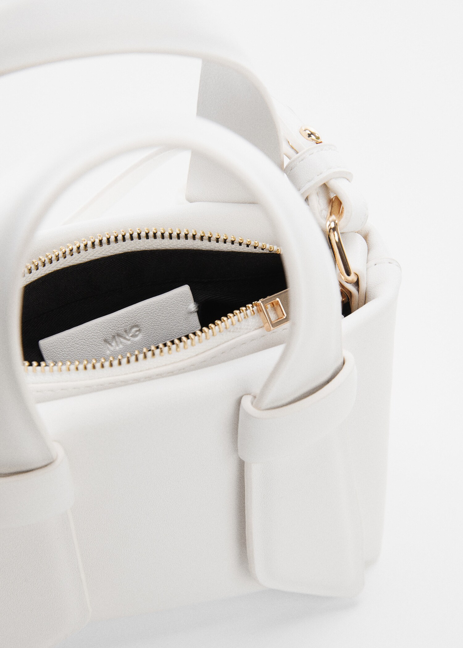 Crossbody bag with double handle - Details of the article 2