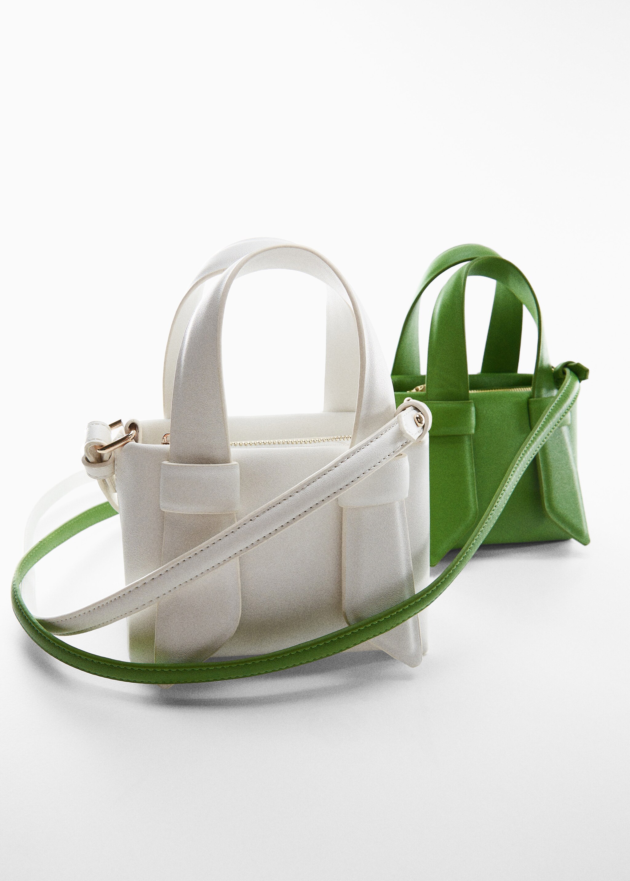 Crossbody bag with double handle - Details of the article 5