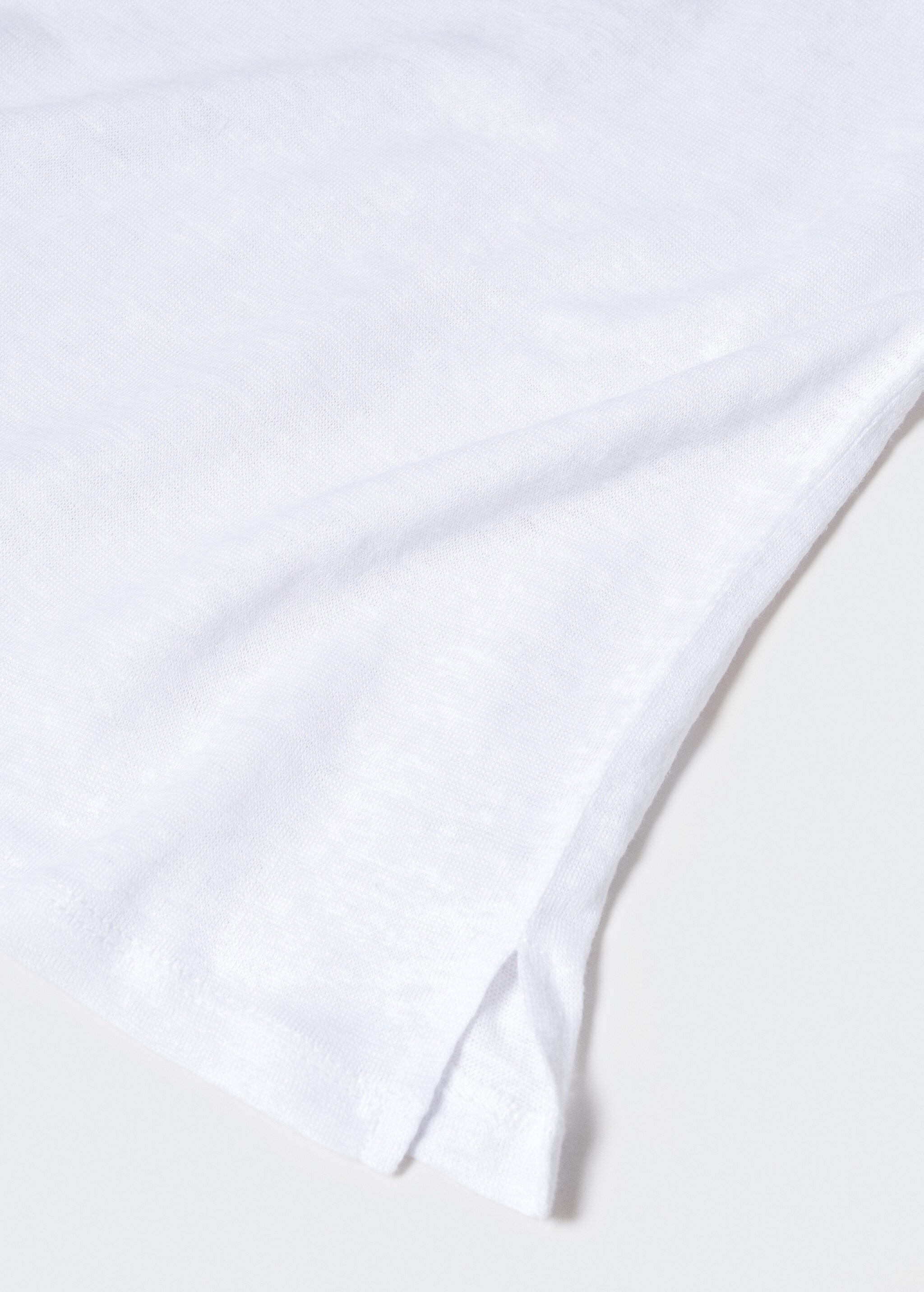 Oversized linen t-shirt - Details of the article 8