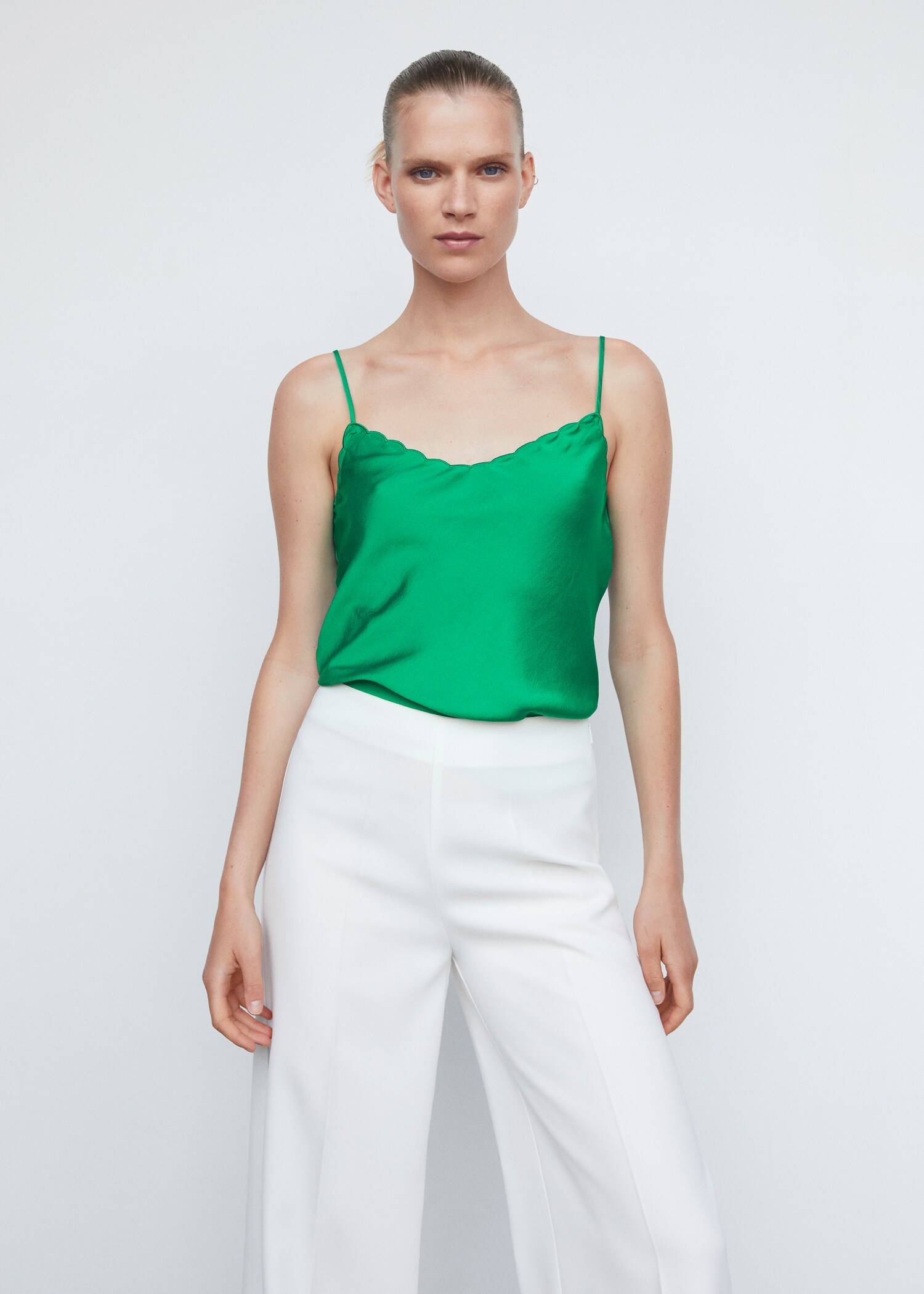 Top pizzo satinato - Piano medio